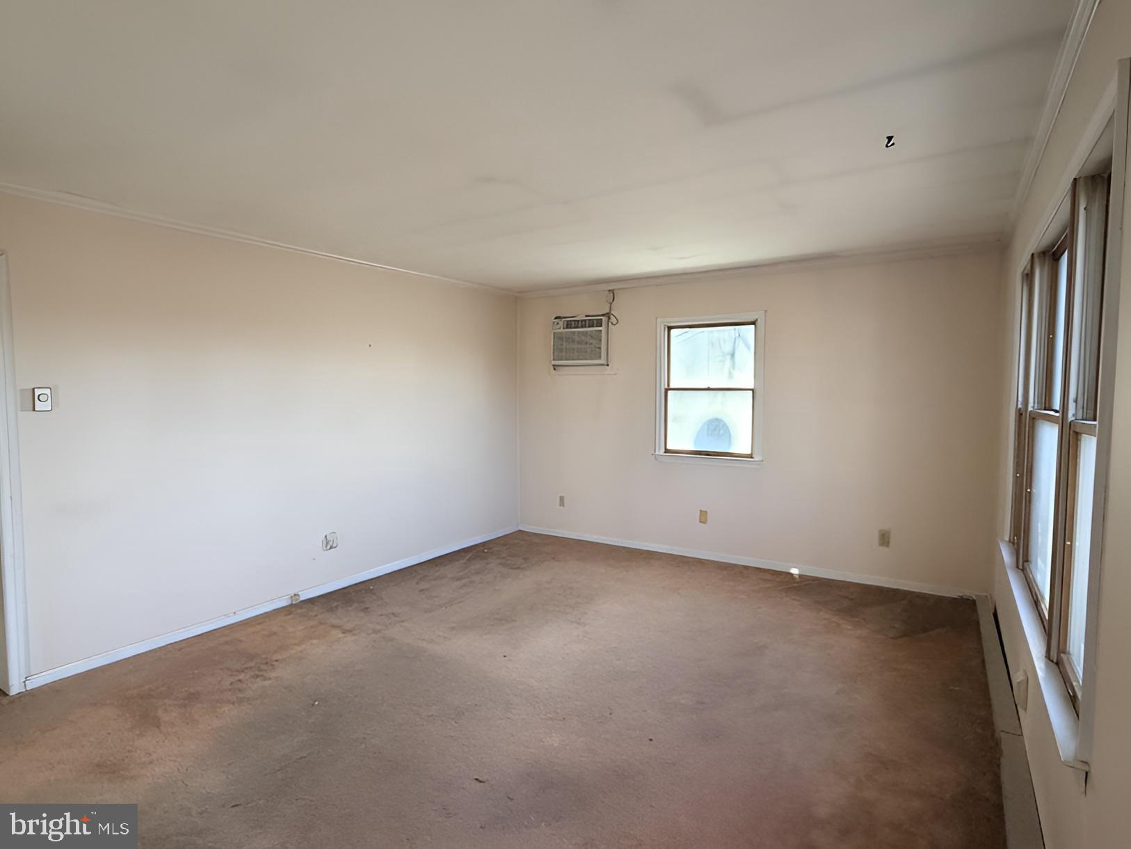 EASTON - Residential