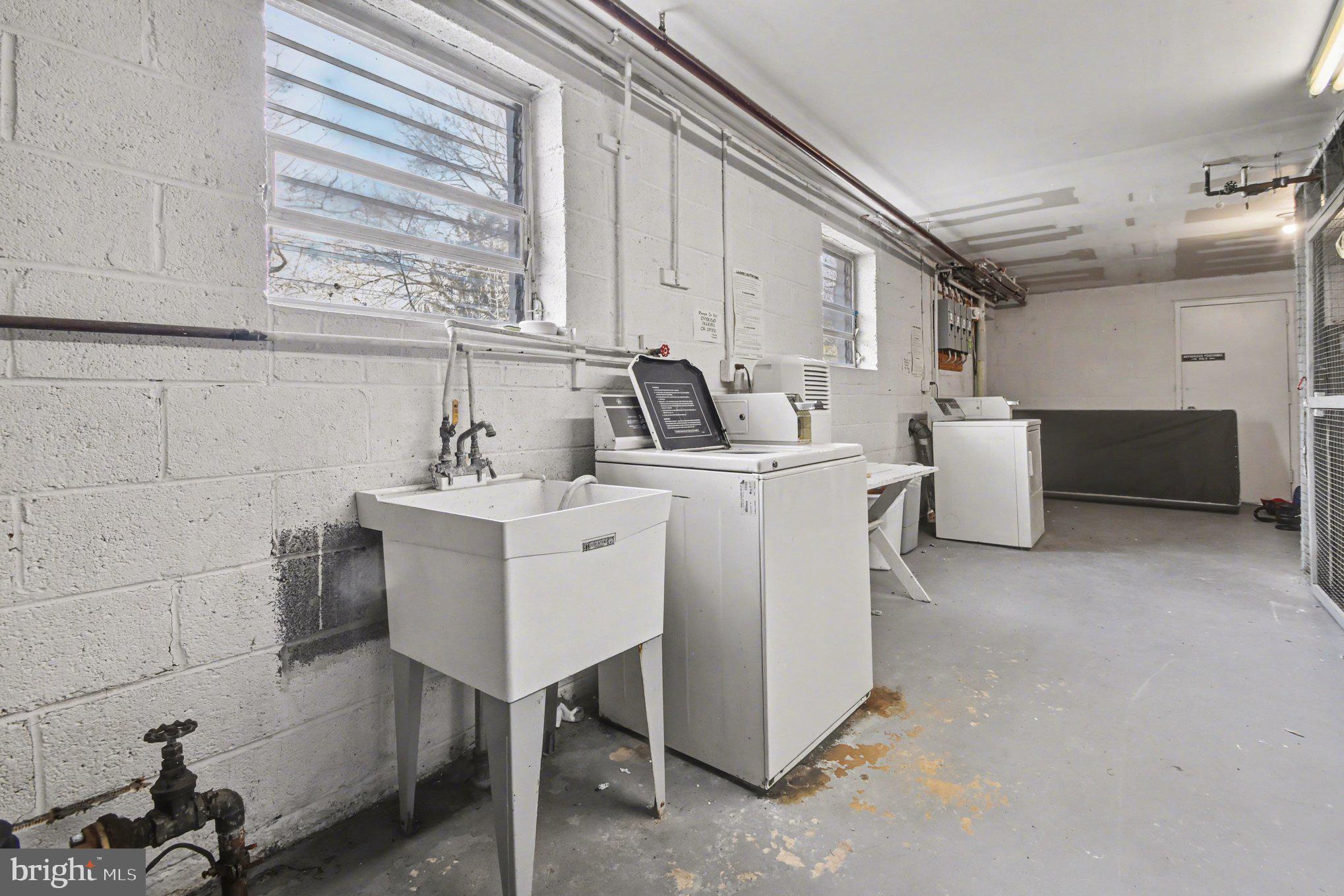 HILLTOP - Residential