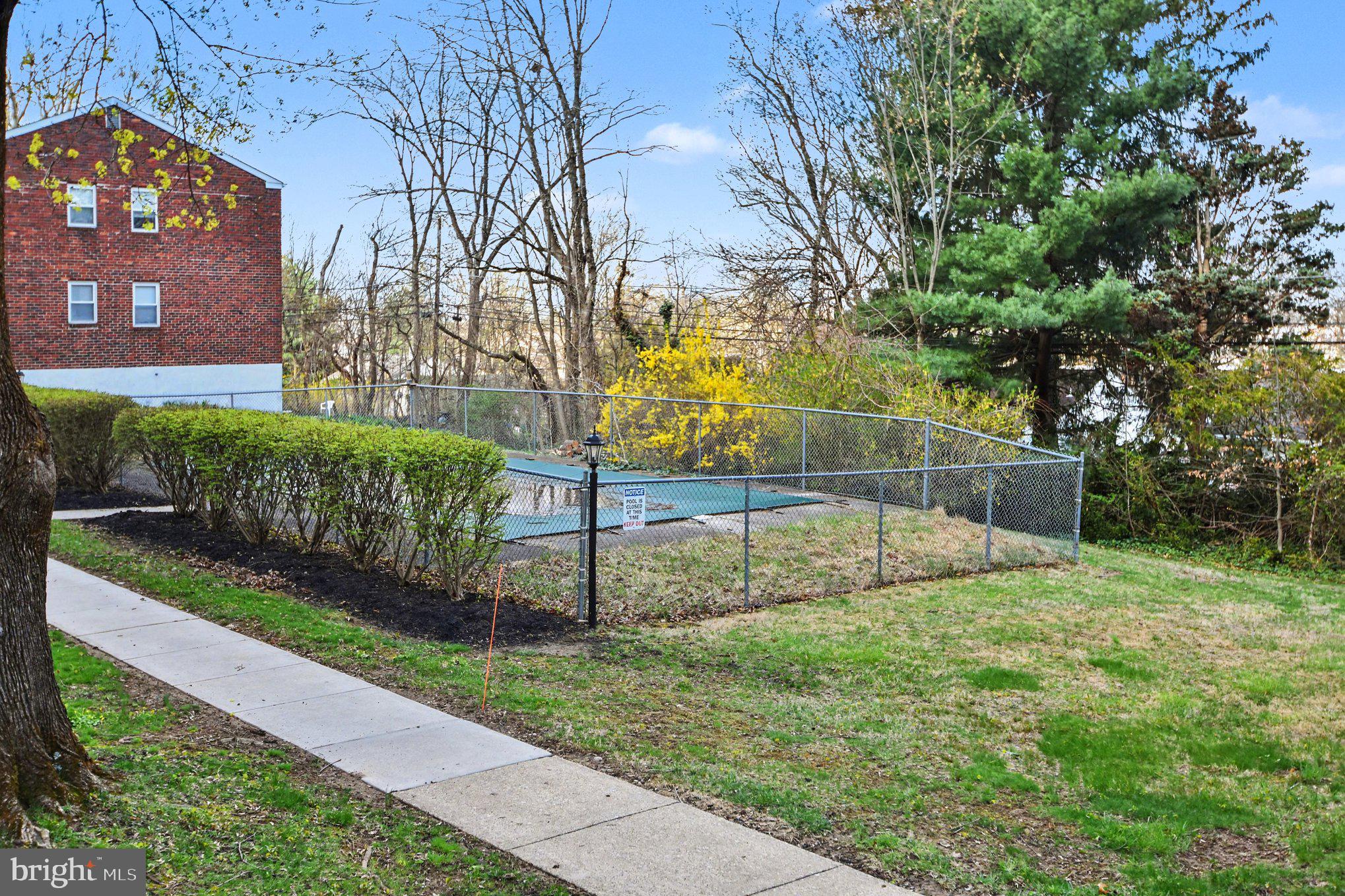 HILLTOP - Residential