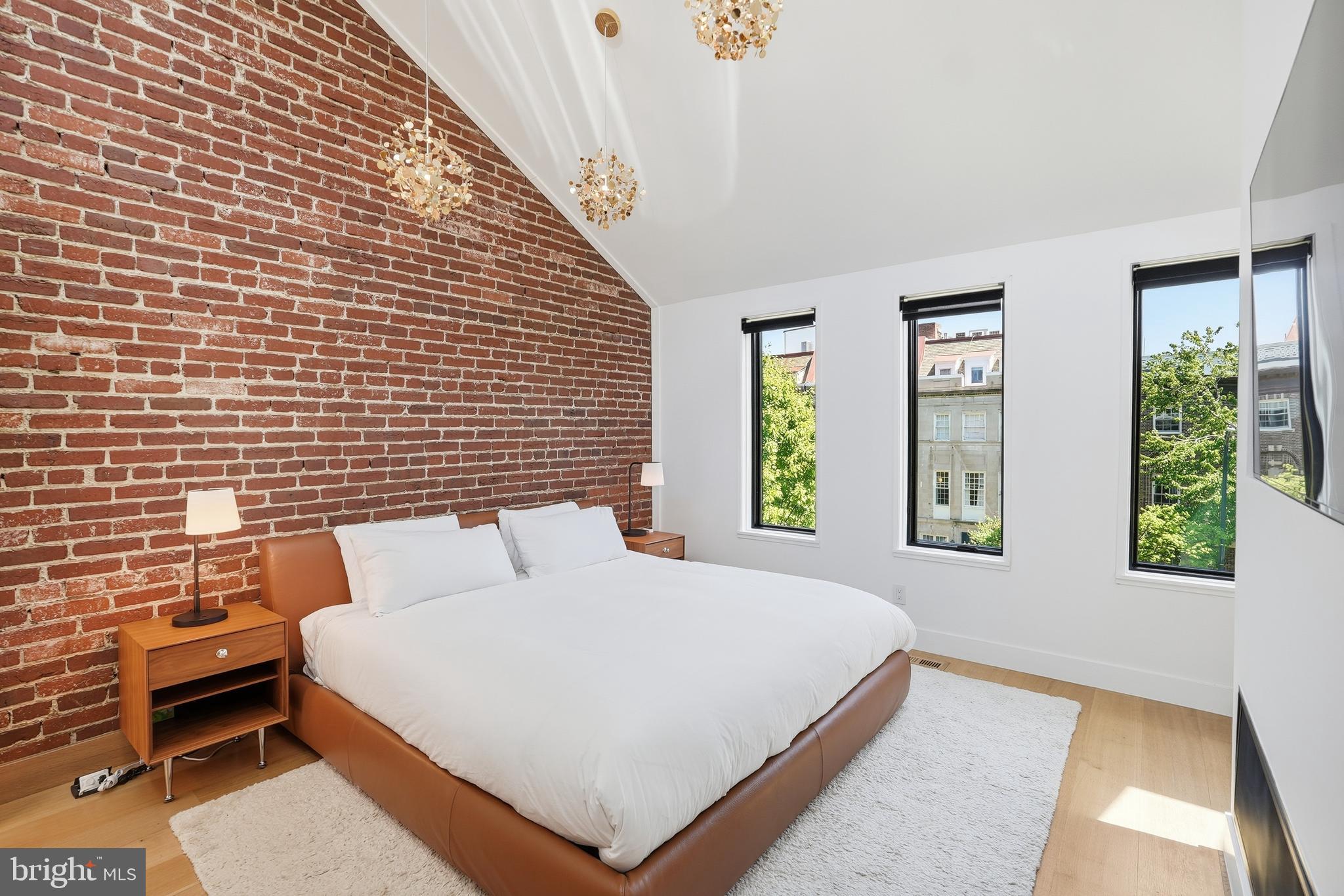 DUPONT CIRCLE - Residential