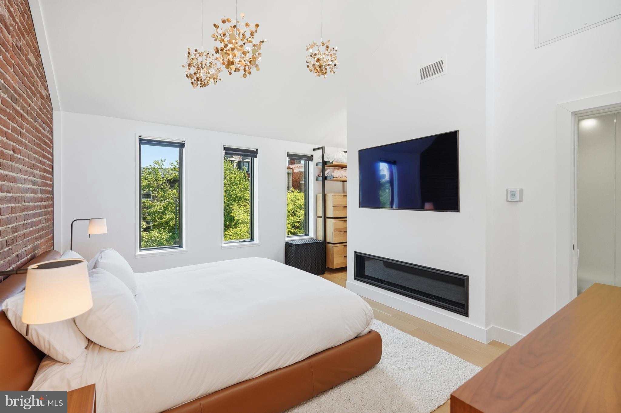 DUPONT CIRCLE - Residential