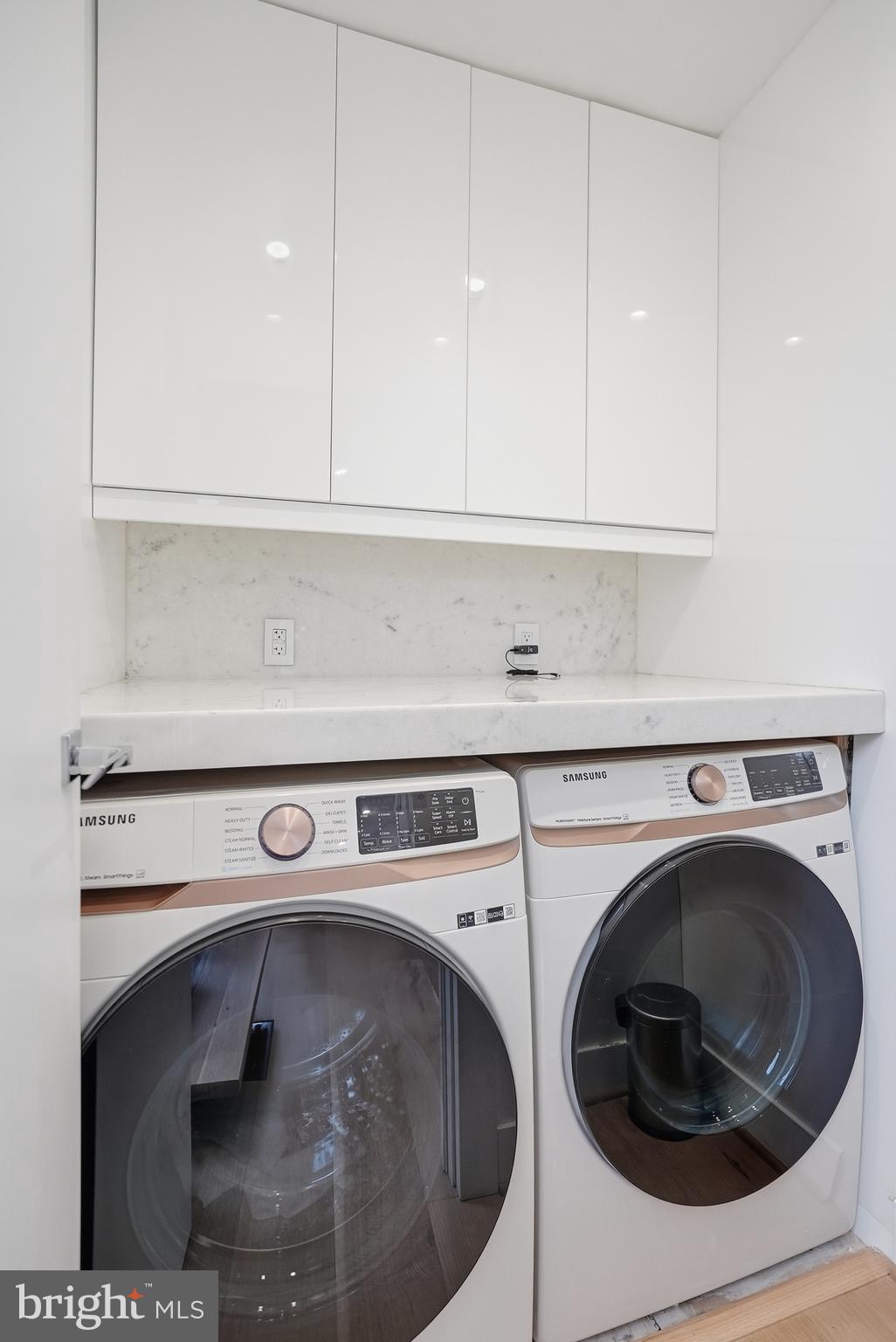 DUPONT CIRCLE - Residential