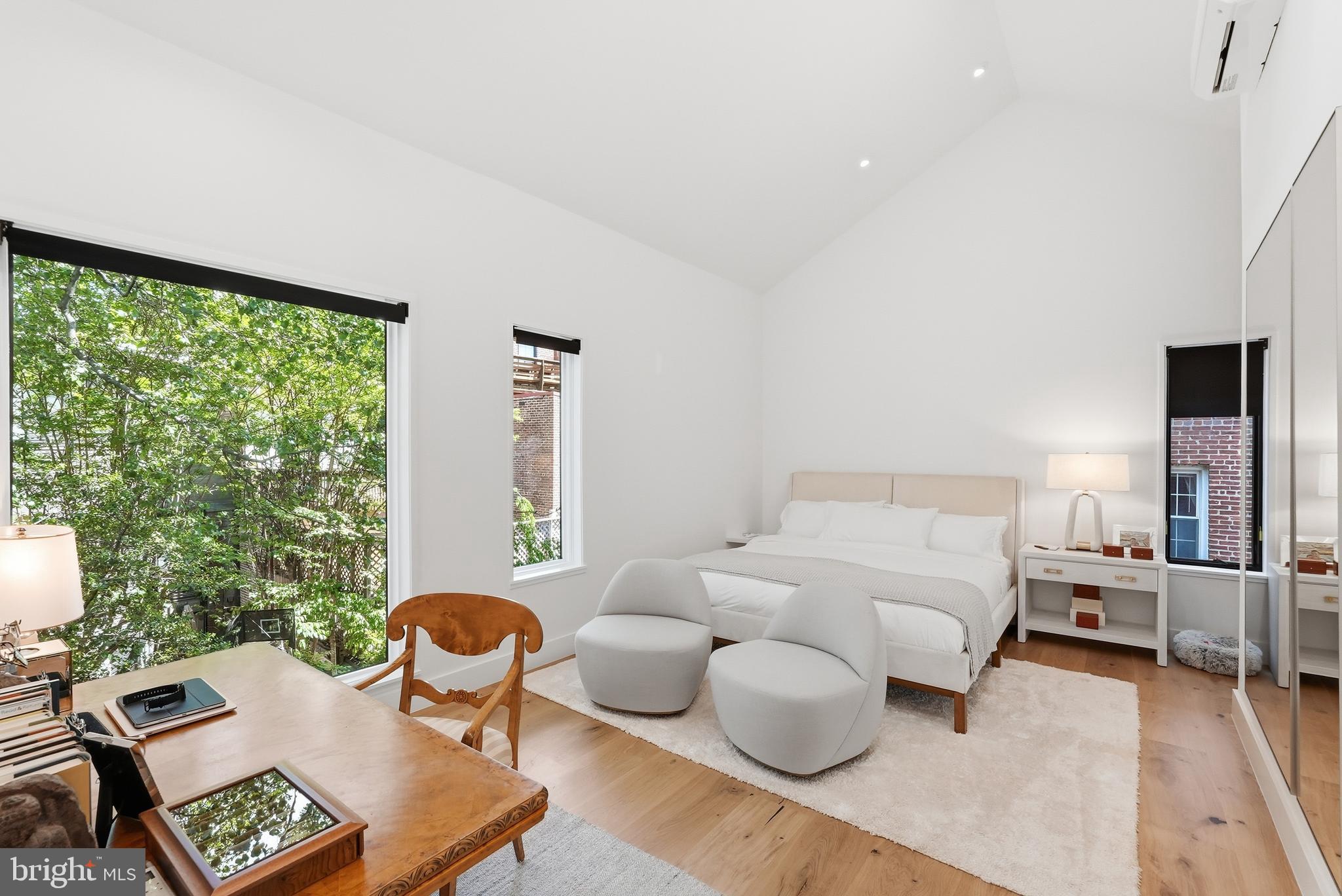DUPONT CIRCLE - Residential