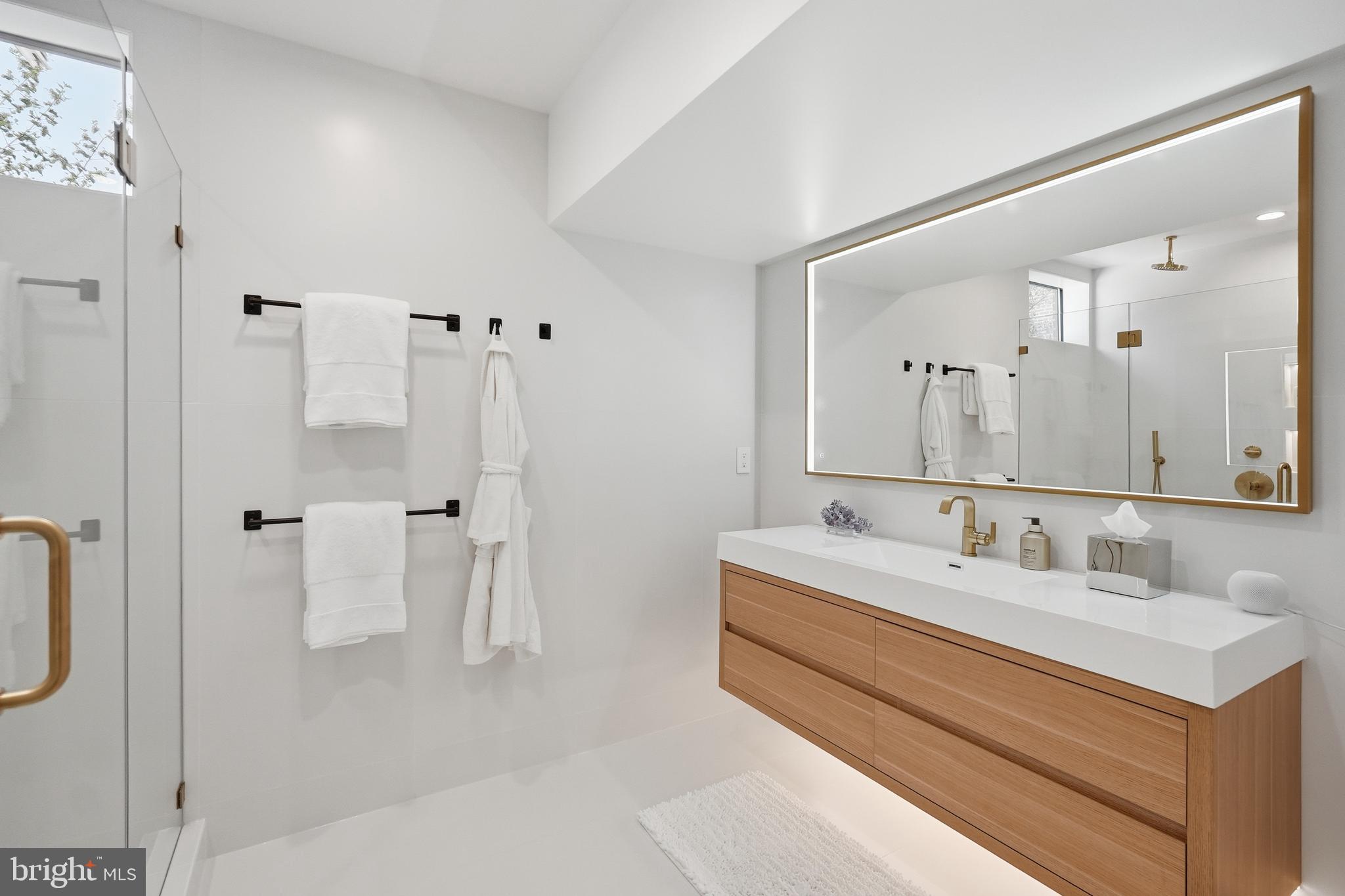 DUPONT CIRCLE - Residential