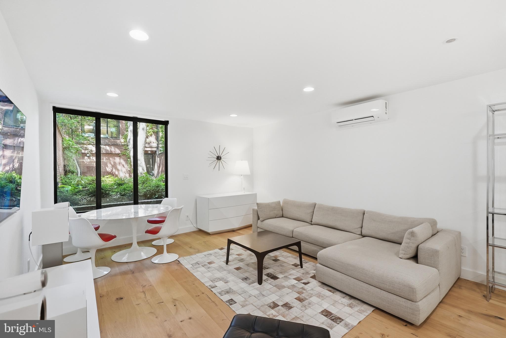 DUPONT CIRCLE - Residential