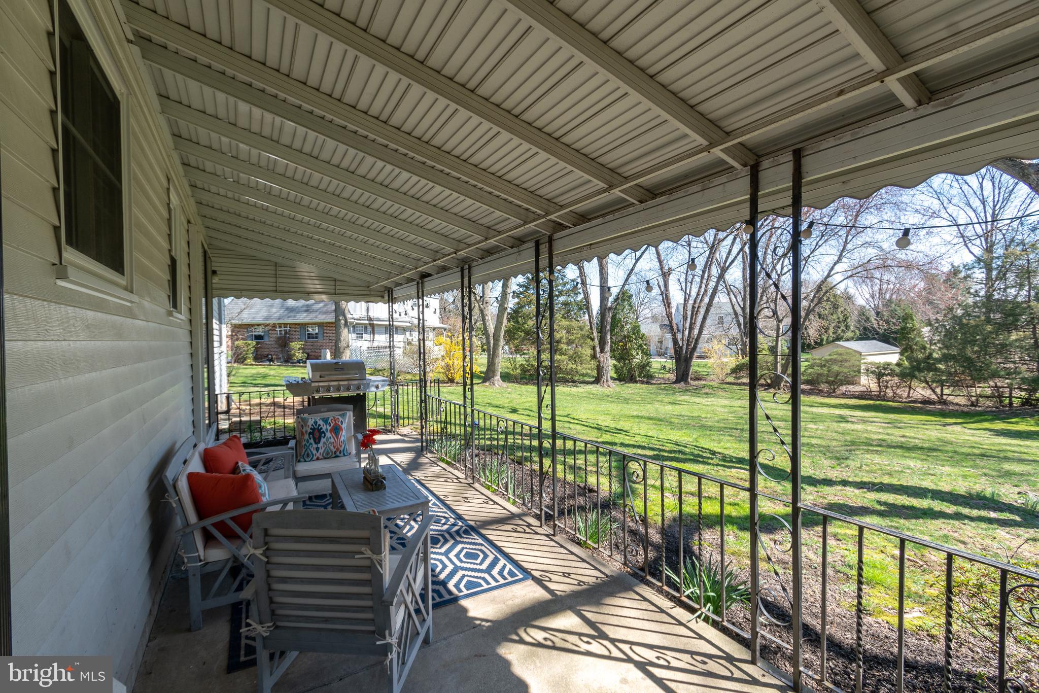 JEFFERSONVILLE - Residential