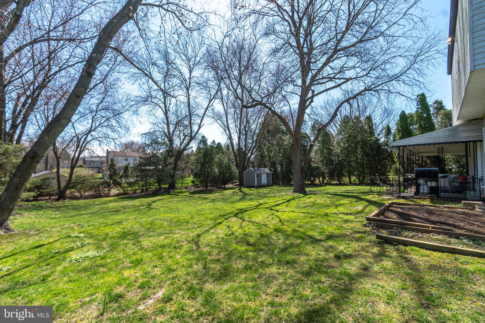 JEFFERSONVILLE - Residential