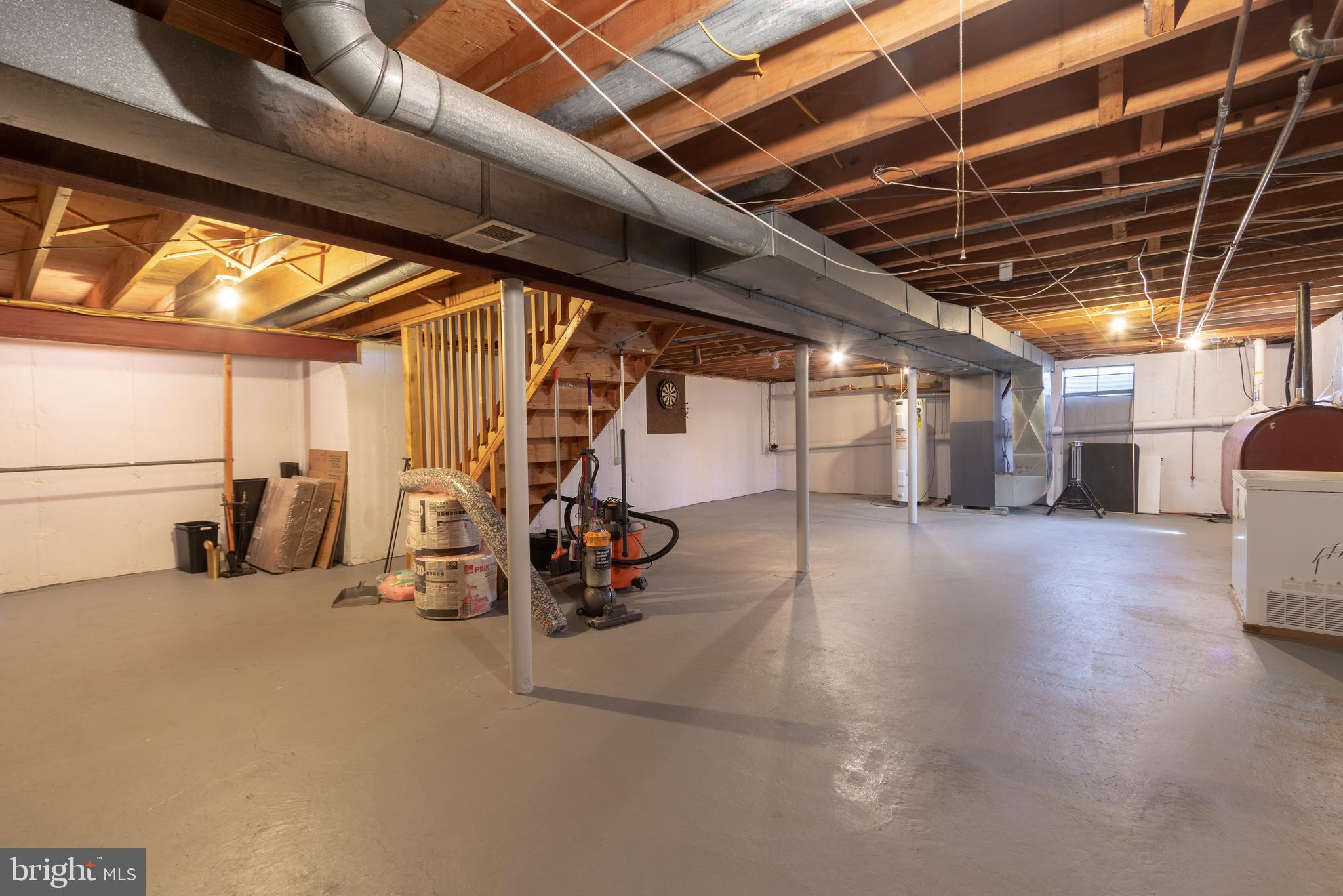 JEFFERSONVILLE - Residential