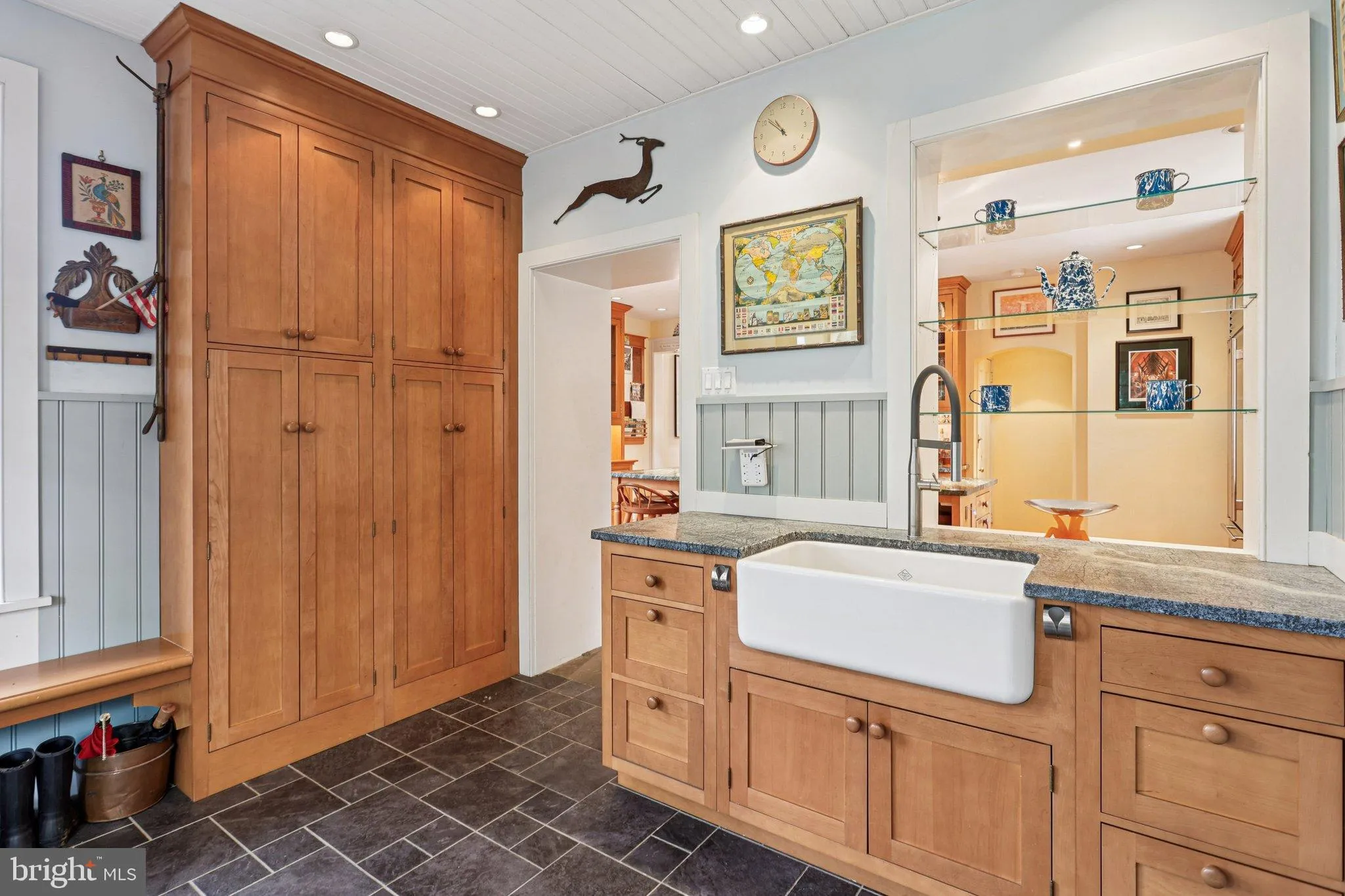 Philadelphia, Pennsylvania 19118, United States, 4 Bedrooms Bedrooms, ,4 BathroomsBathrooms,Residential,Active,248748