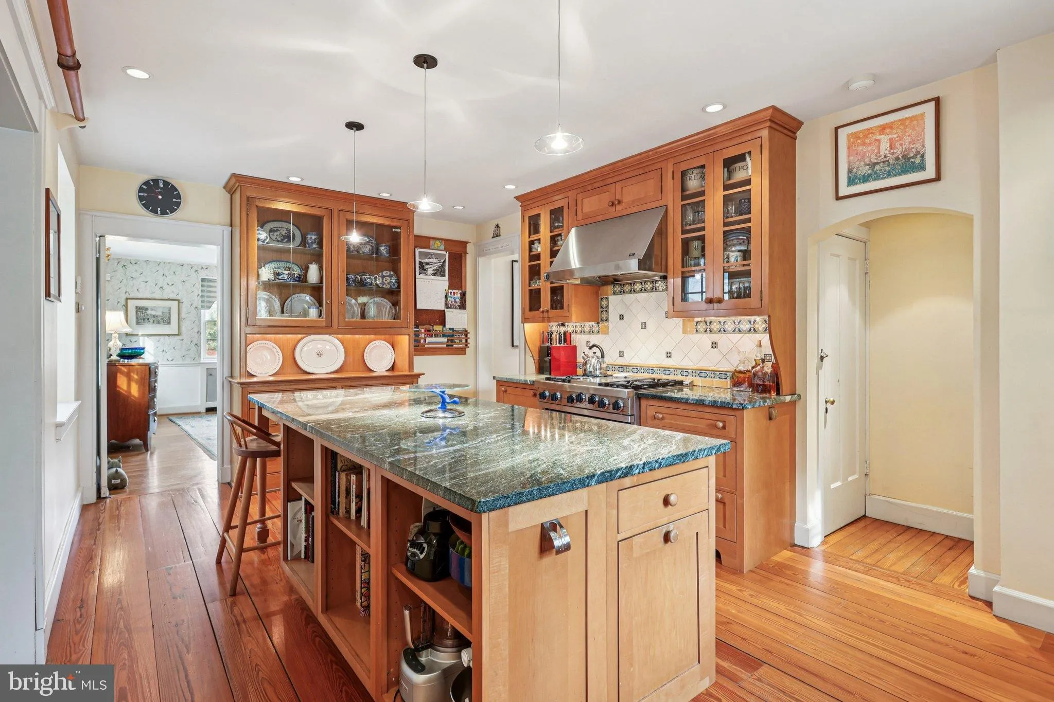 Philadelphia, Pennsylvania 19118, United States, 4 Bedrooms Bedrooms, ,4 BathroomsBathrooms,Residential,Active,248748