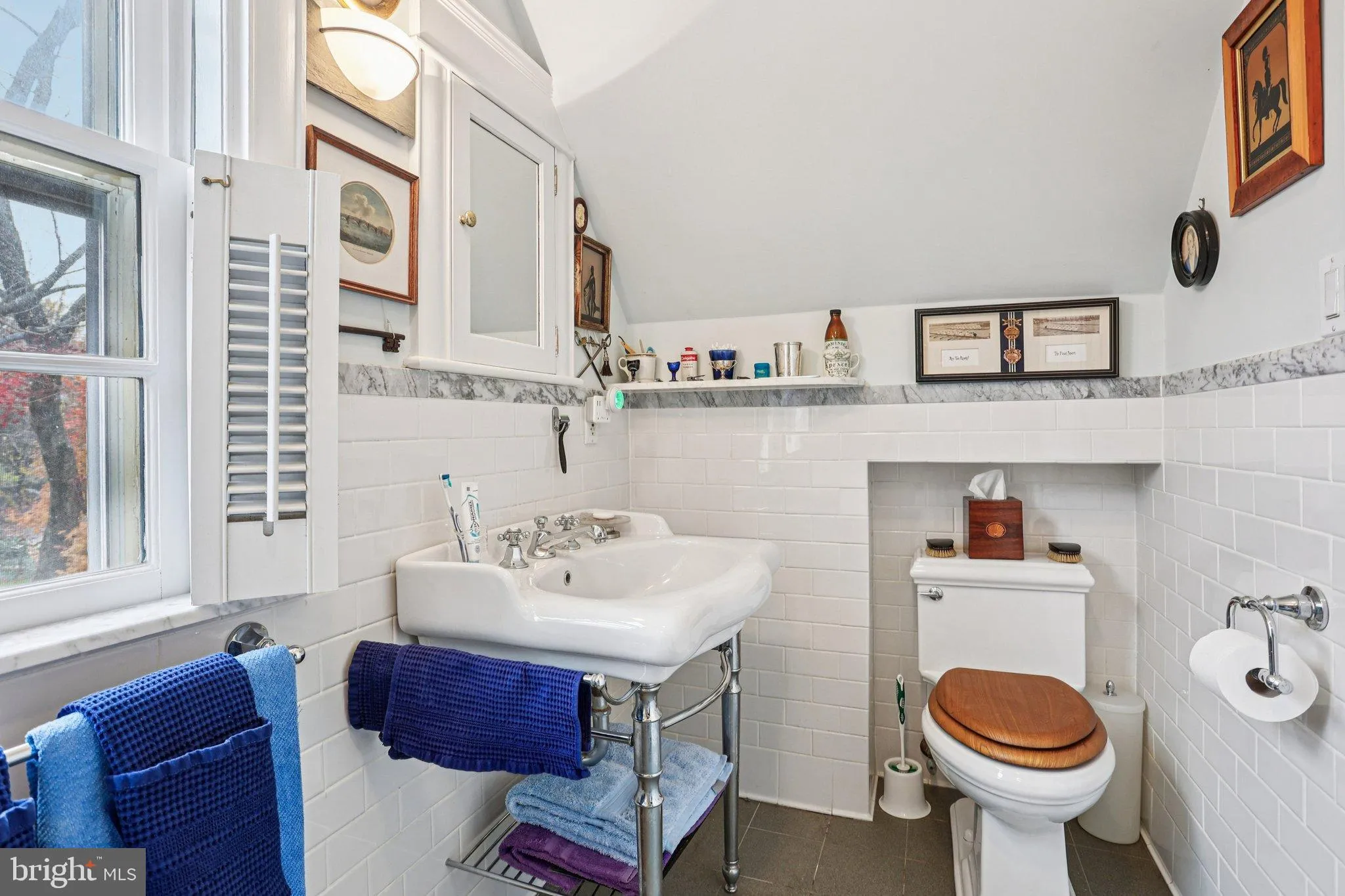 Philadelphia, Pennsylvania 19118, United States, 4 Bedrooms Bedrooms, ,4 BathroomsBathrooms,Residential,Active,248748