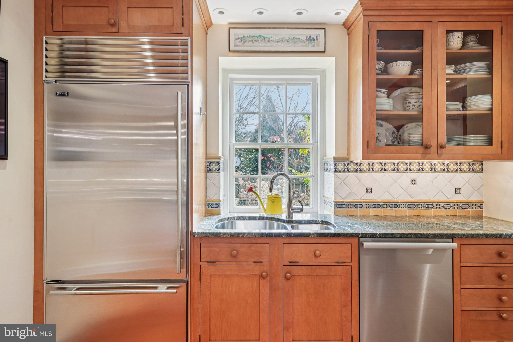 CHESTNUT HILL - Residential