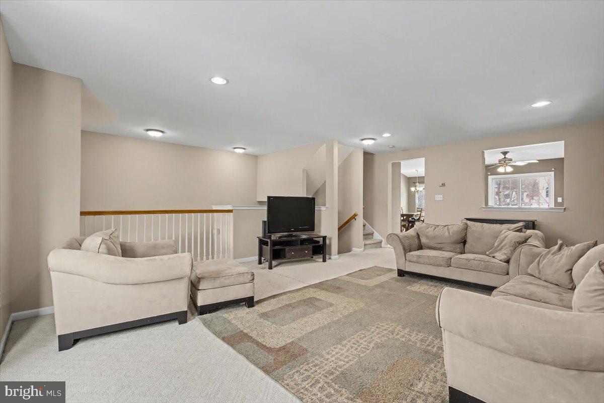 HUNT CLUB - Residential