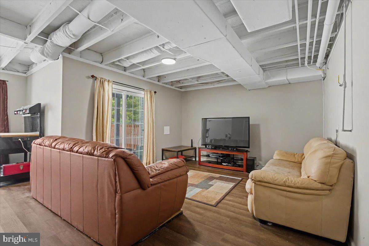 HUNT CLUB - Residential