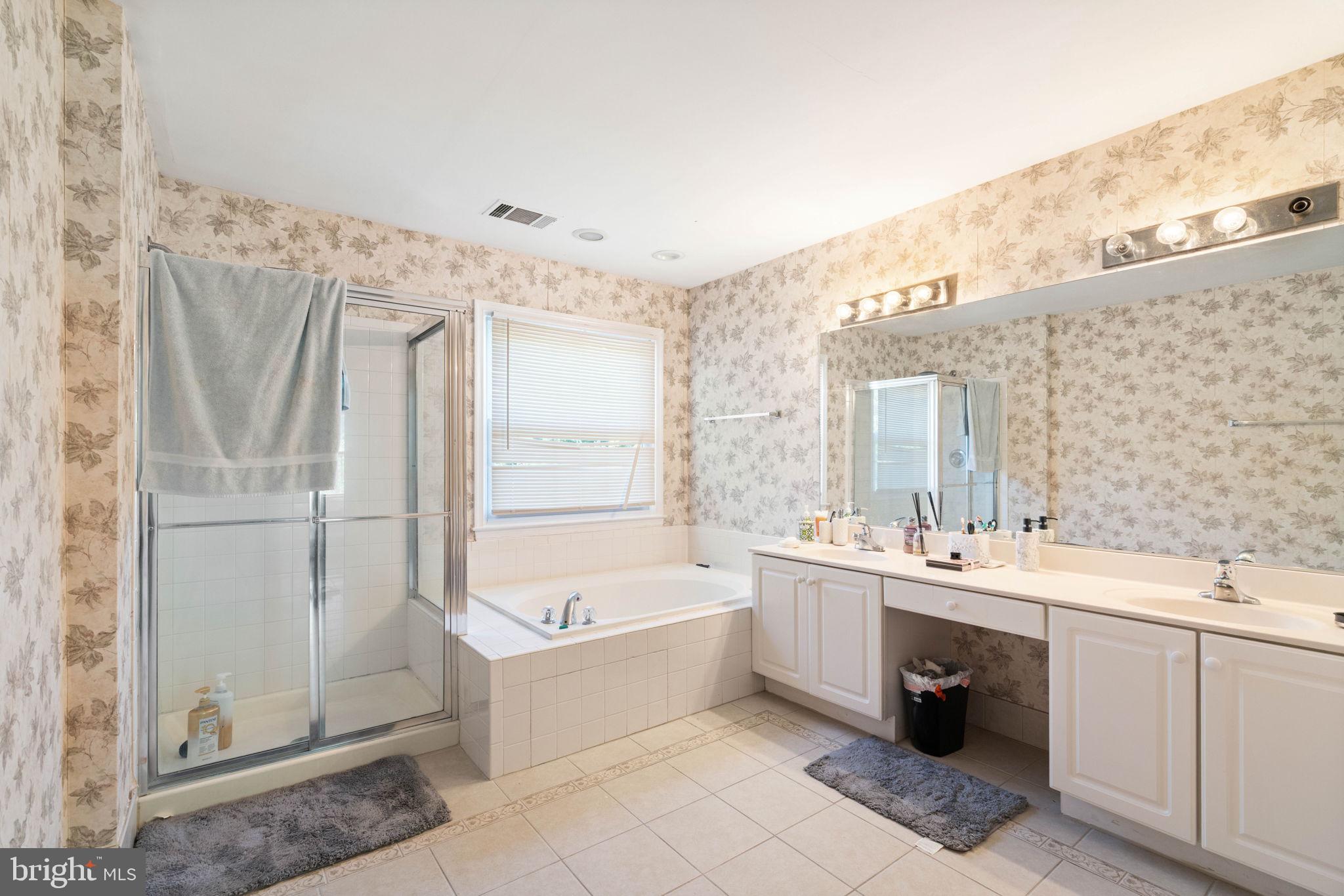 WHISPERWOOD - Residential