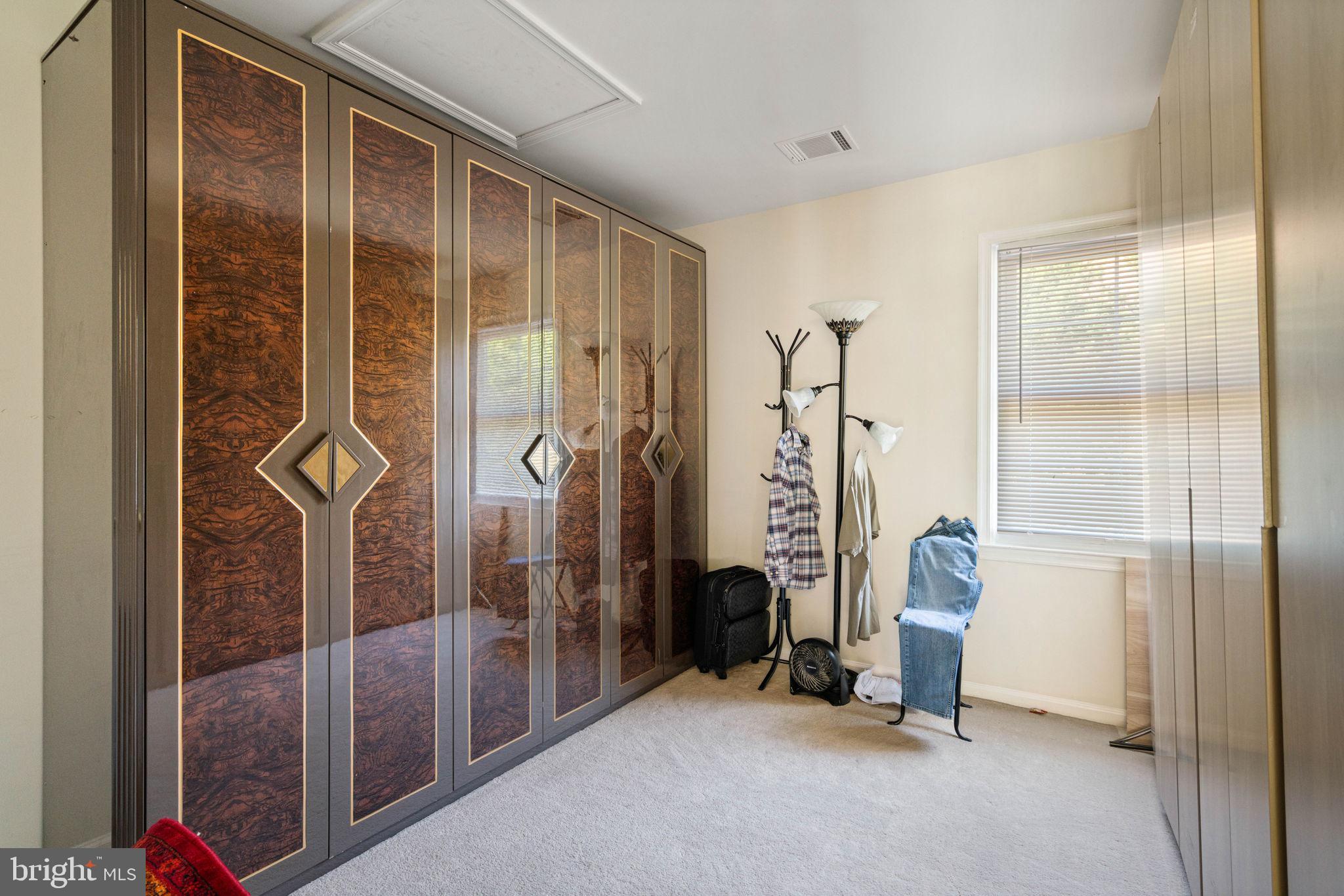 WHISPERWOOD - Residential