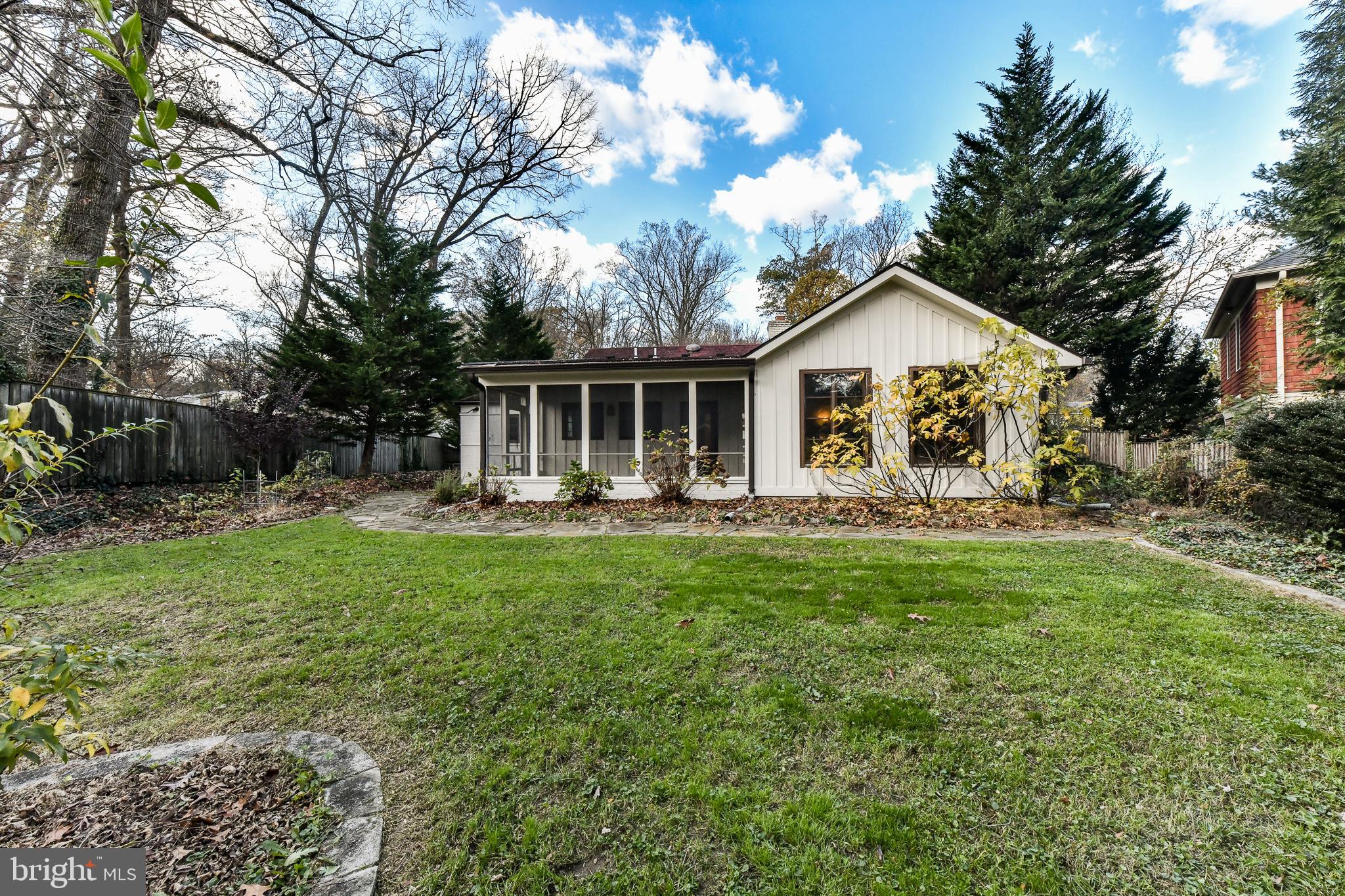 LEE HEIGHTS - Residential Lease