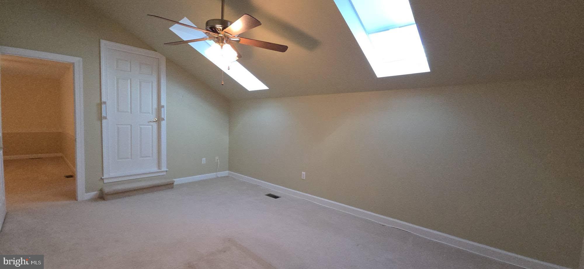 BARRINGTON - Residential