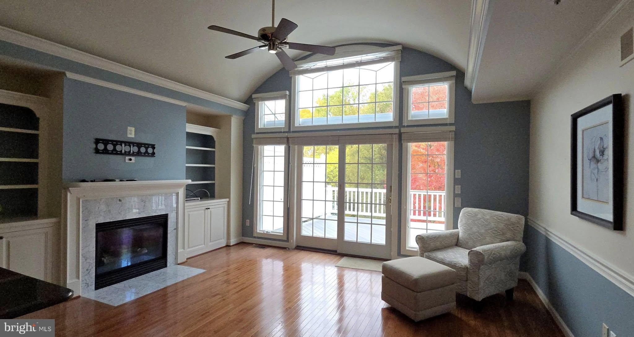 BARRINGTON - Residential