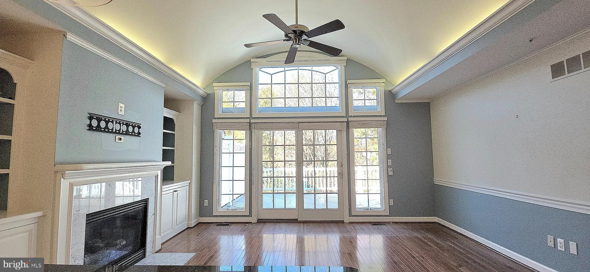 BARRINGTON - Residential