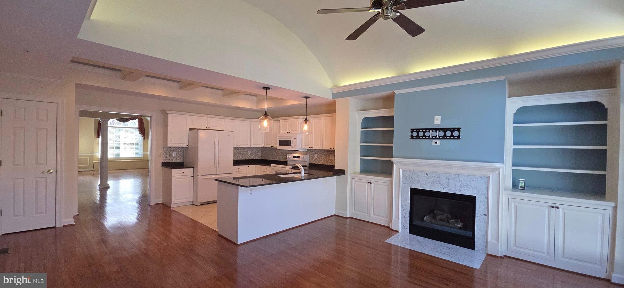 BARRINGTON - Residential