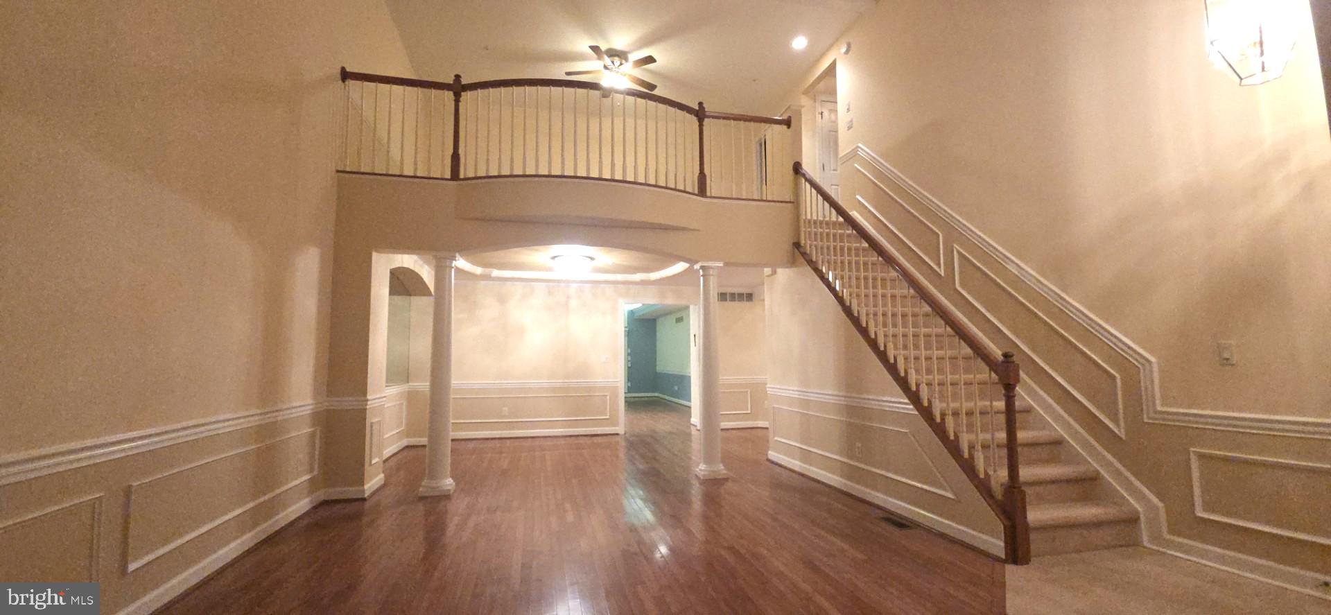 BARRINGTON - Residential