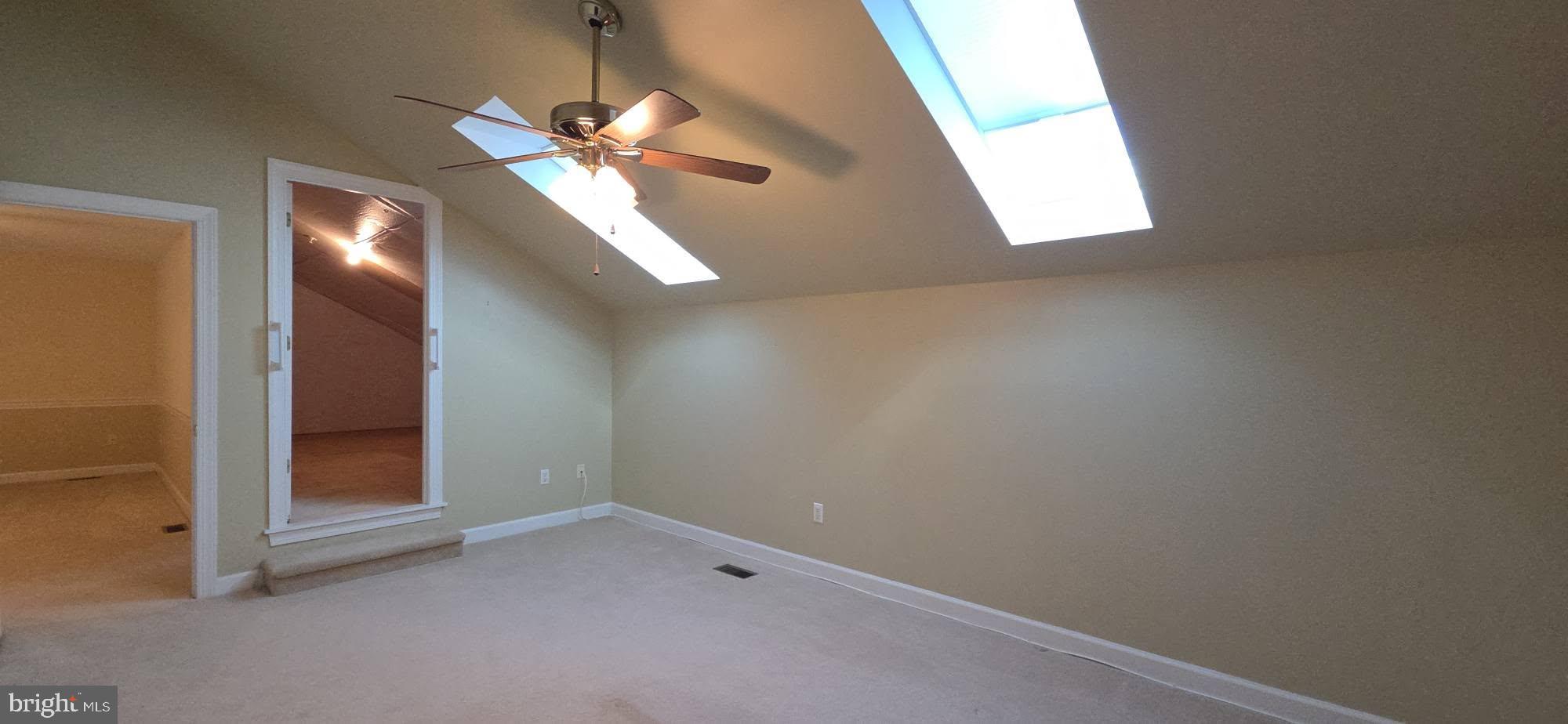 BARRINGTON - Residential