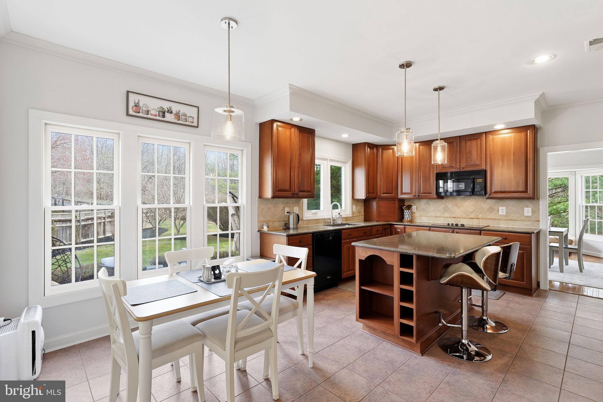 GOSHEN OAKS - Residential