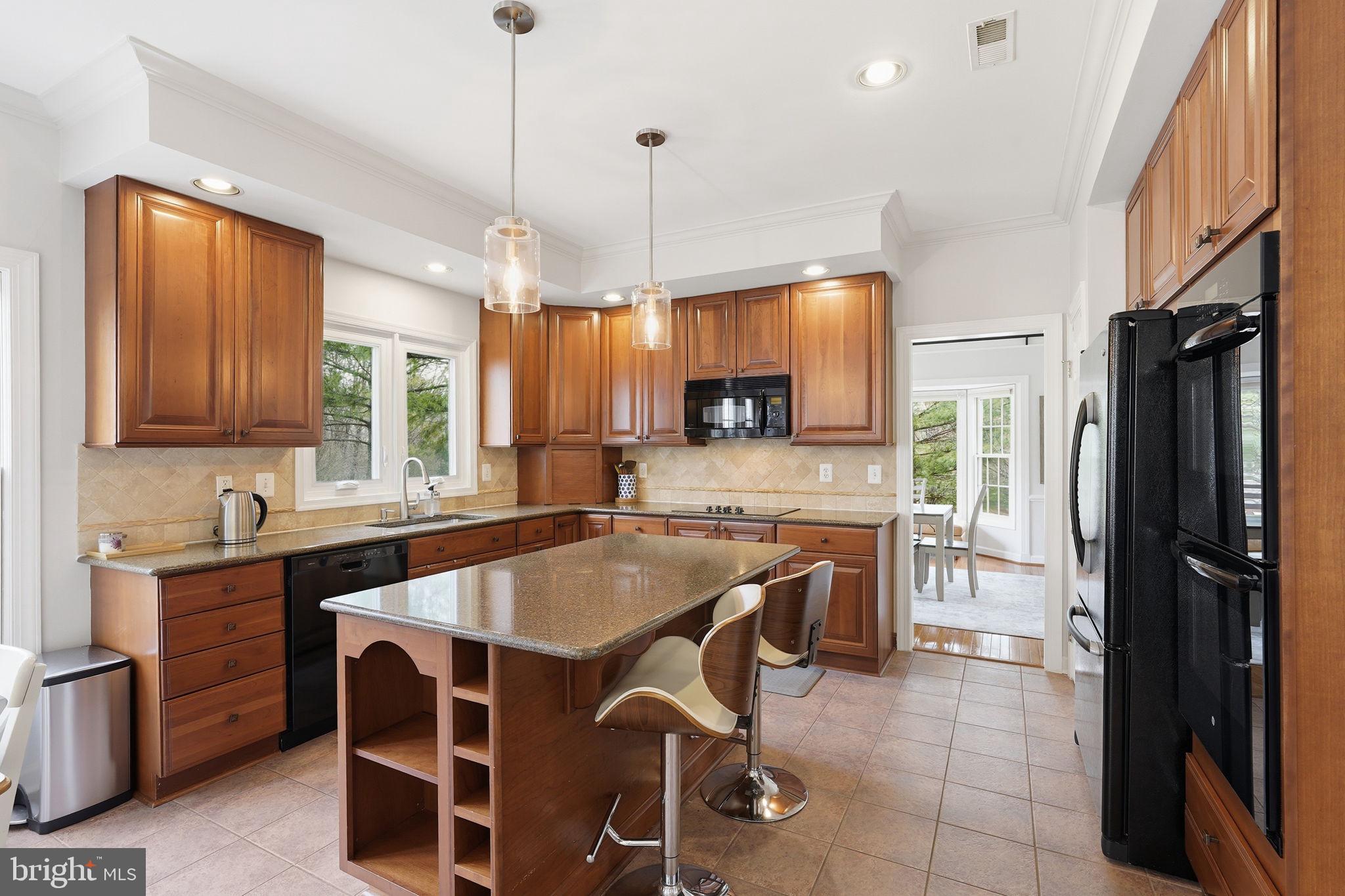 GOSHEN OAKS - Residential