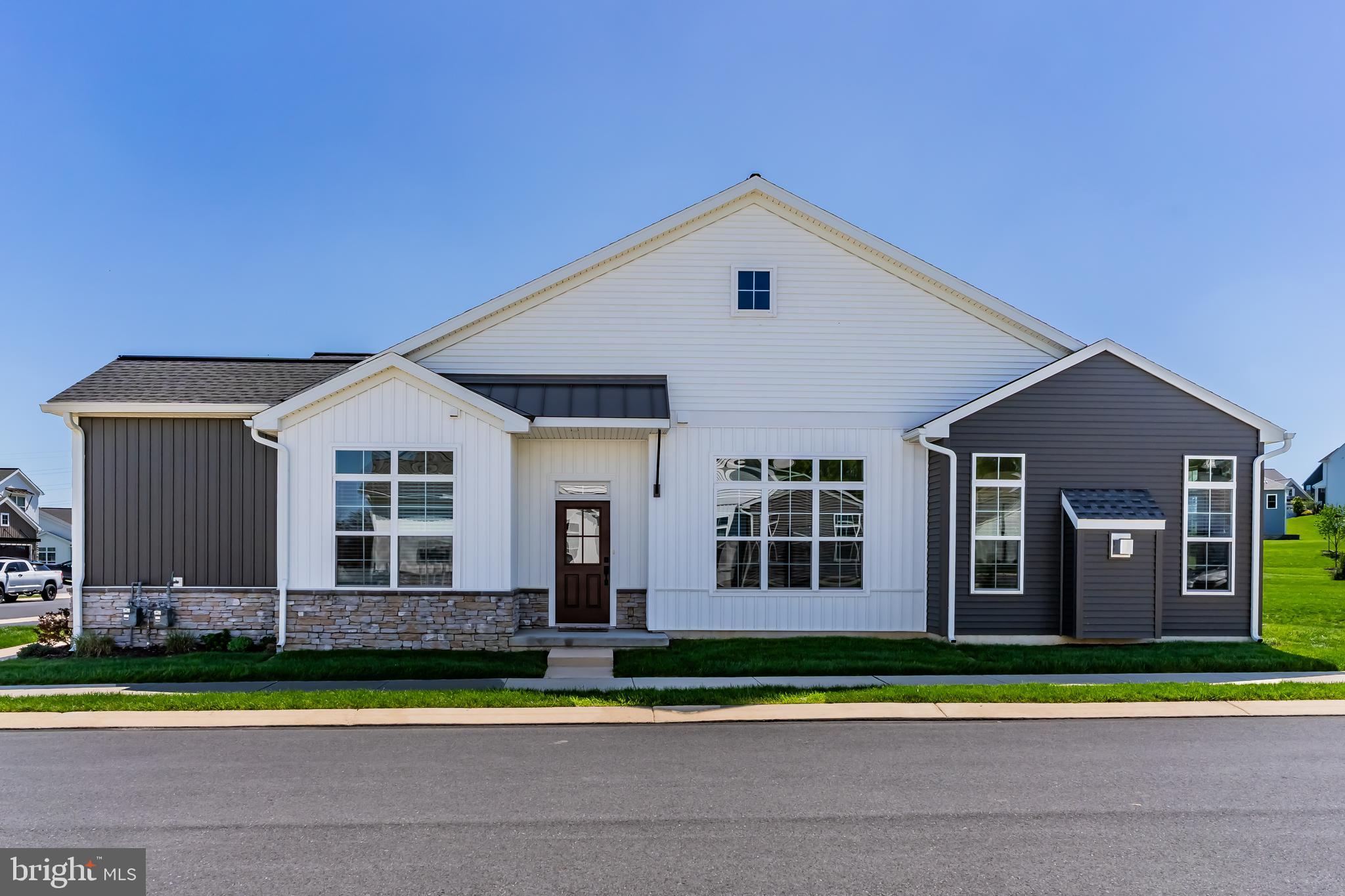 730 AURORA DRIVE