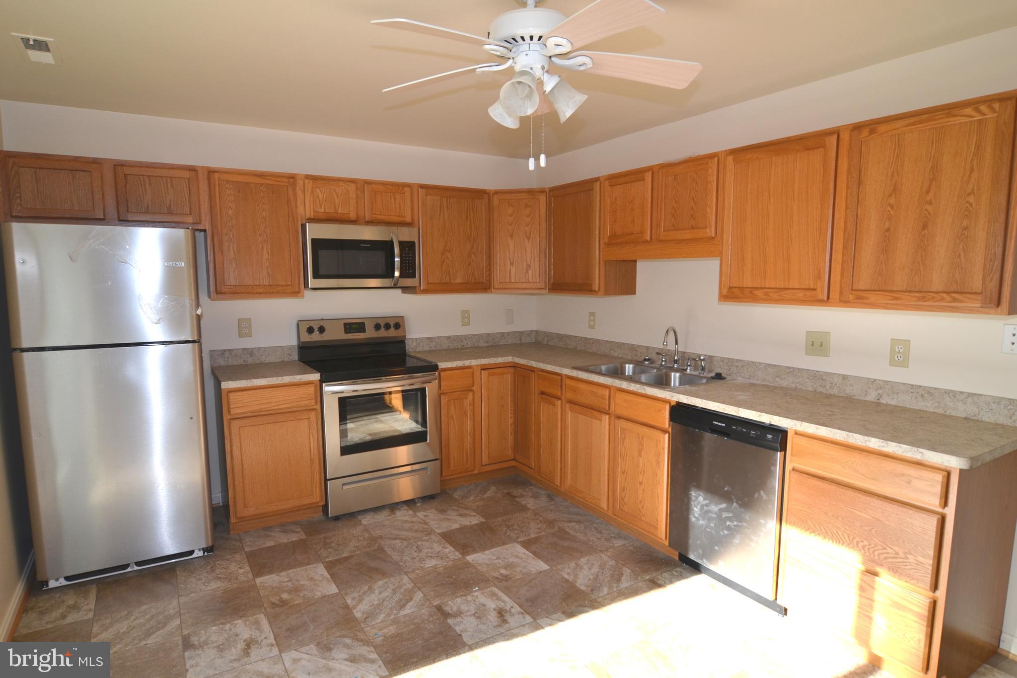 SPRING VALLEY - Residential Lease