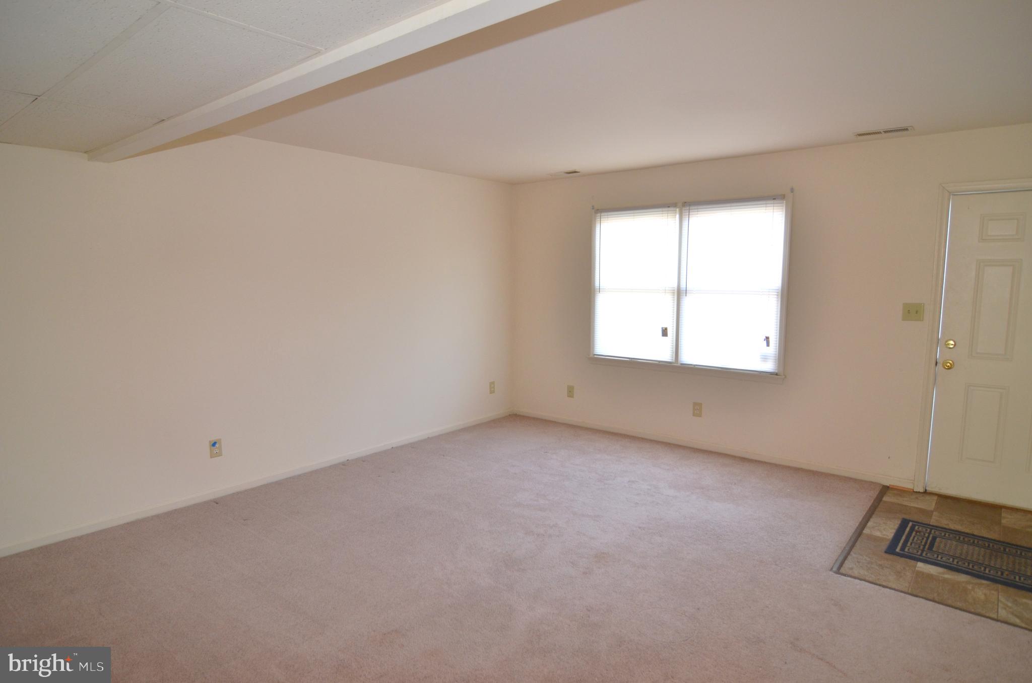 SPRING VALLEY - Residential Lease