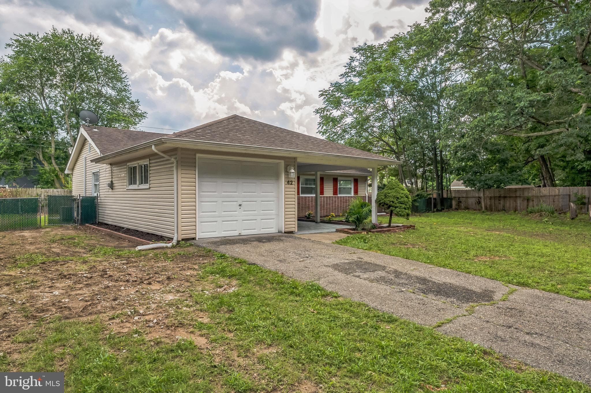 42 BALDWIN LANE