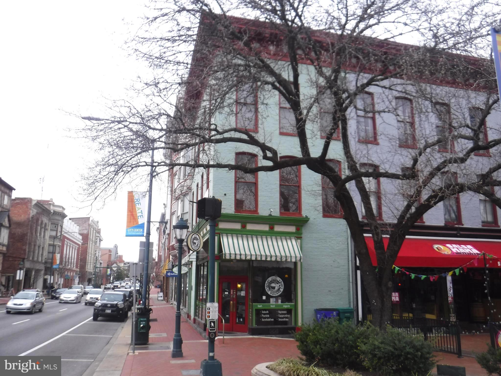 2 W WASHINGTON STREET