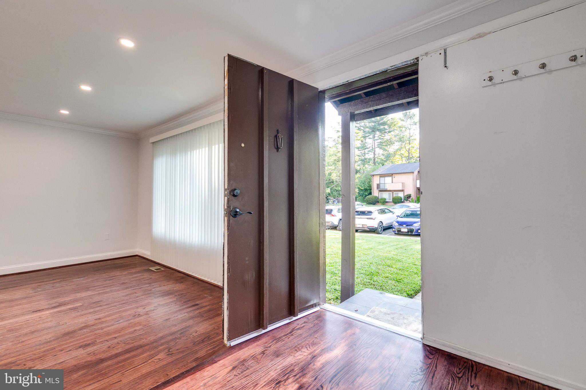 9154 CENTERWAY ROAD