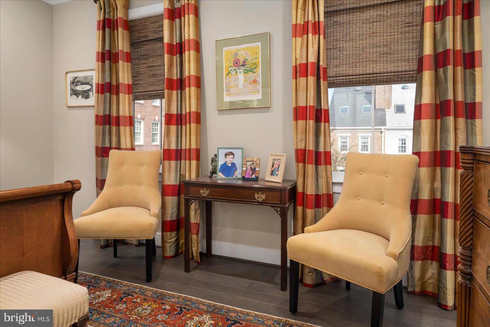 THE TOWNS AT ABINGDON PLACE - Residential