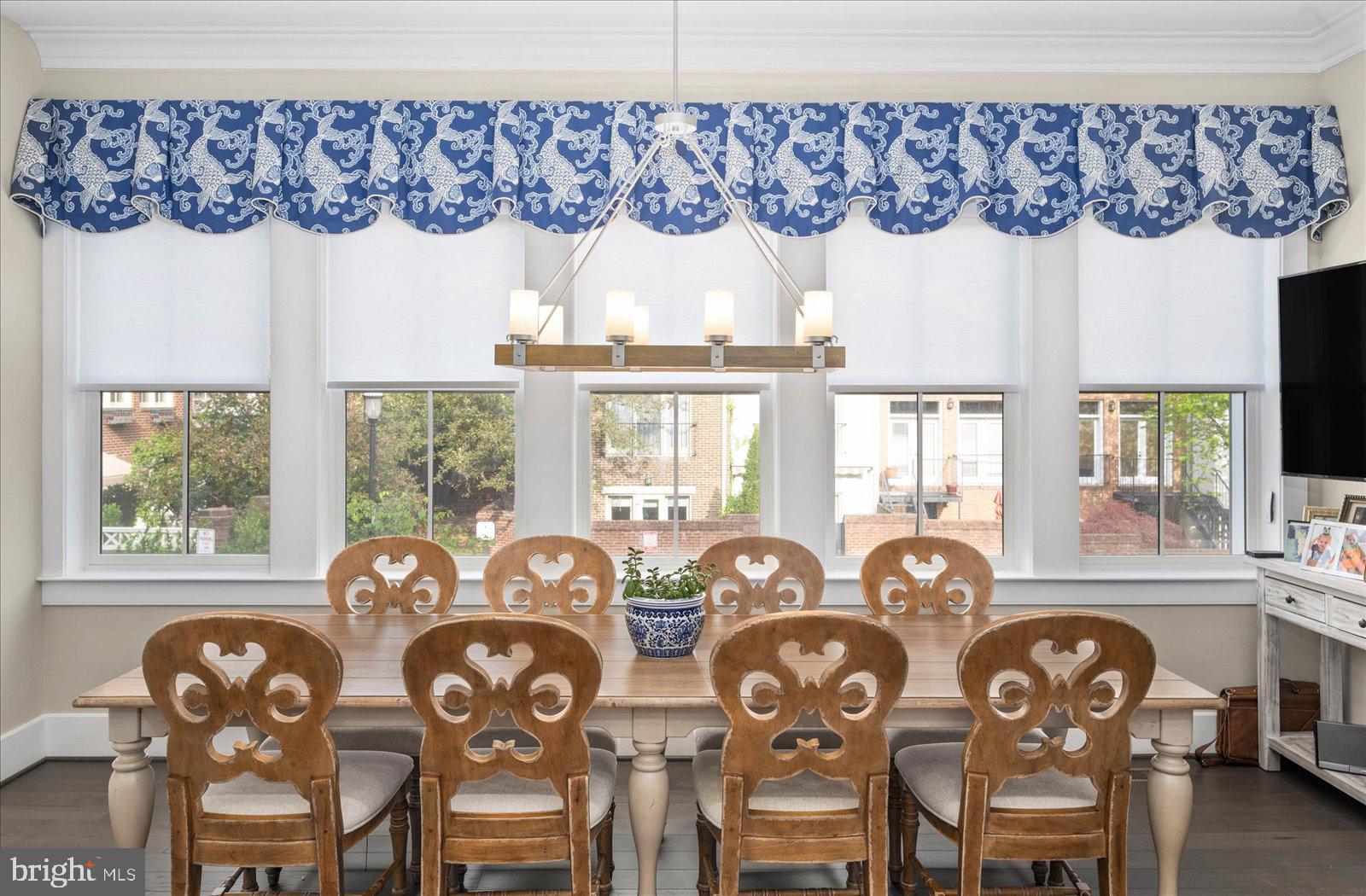 THE TOWNS AT ABINGDON PLACE - Residential