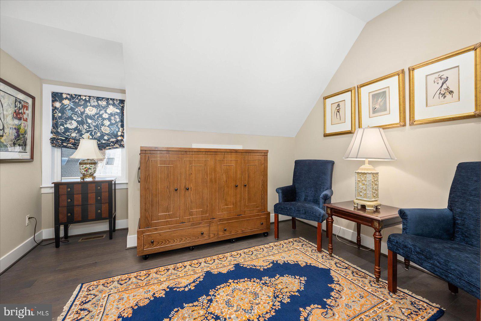 THE TOWNS AT ABINGDON PLACE - Residential