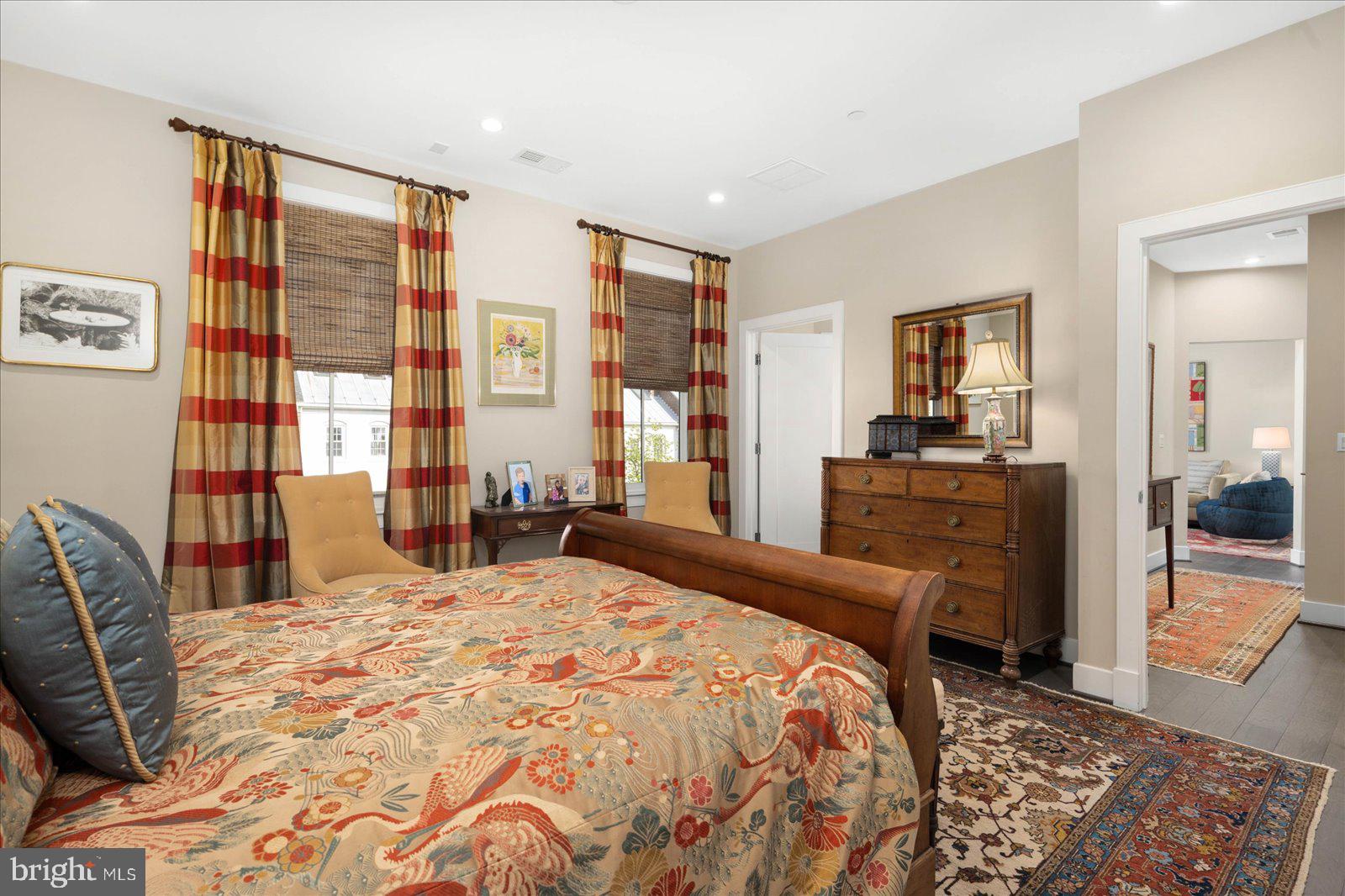 THE TOWNS AT ABINGDON PLACE - Residential