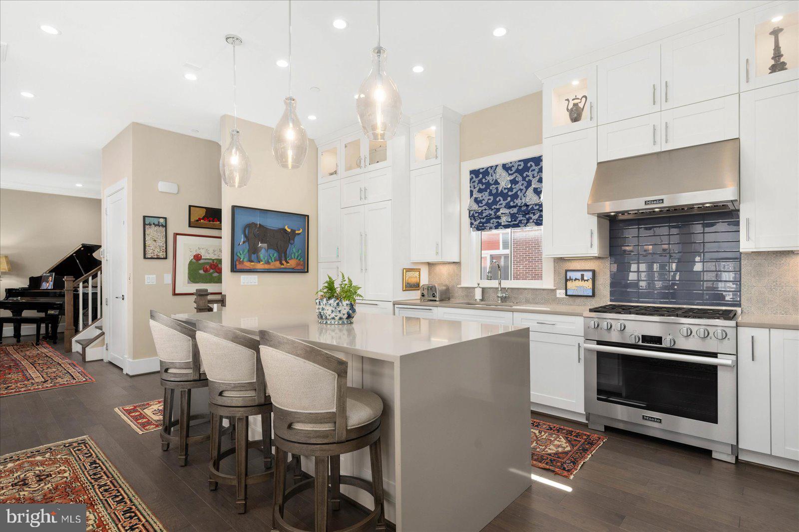 THE TOWNS AT ABINGDON PLACE - Residential