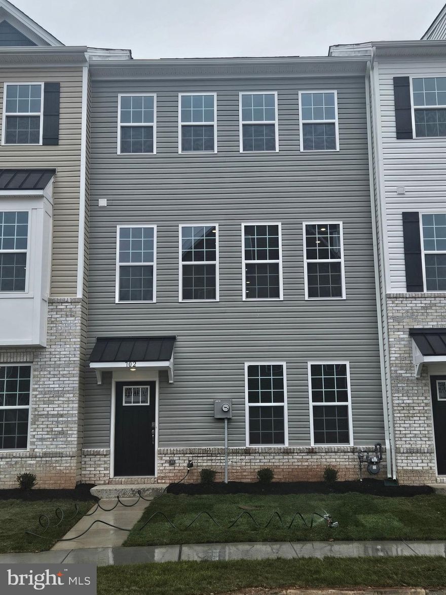 ***ALL OPEN HOUSES AND TOURS BEGIN AT THE MODEL HOME LOCATED AT 109 SMITHWORKS BLVD, PHOENIXVILLE, PA 19460***

FINAL PHASE NOW OPEN!!!  STOP OUT NOW TO SEE TO SEE THESE NEW LUXURY TOWNHOMES IN THE HIGHLY SOUGHT AFTER STEELPOINTE COMMUNITY IN DOWNTOWN PHOENIXVILLE!

RECEIVE A SPECIAL PROMOTIONAL INTEREST RATE WITH USE OF OUR PREFERRED LENDER. 

The Holley by D.R. Horton is a new construction home plan featuring 2,135 square feet of open living space, 3 bedrooms, 2.5 baths and a bonus lower level recreation room added on the first floor! The Holley features a 2-car rear entry garage! The kitchen is well appointed with beautiful grey cabinetry, a large, walk-in pantry, gourmet stainless steel appliances and a built-in island with ample seating space. The dining room and living room are open, bright and spacious, and the deck off of the main floor offers plenty of outdoor living space! Enjoy the added convenience of this home’s laundry room located on the second floor and a spacious Owner's Suite, bathroom and walk-in closet!

Steelpointe offers new construction luxury 3-Story Townhomes in desired Phoenixville, PA known for its walkable suburban appeal, Downtown Phoenixville has weekly neighborhood events, farmers markets & several annual festivities to make this area feel like home! Commuting to work will be a breeze with convenient access to I-476, 276 & 76 and Routes 422, 100, 202, 23 and the PA Turnpike! Steelpointe is situated in the highly rated, Phoenixville Area School District. Find yourself enjoying a night out on the town along Bridge Street or spend a morning playing a round of golf at Phoenixville Country Club. The community also offers walking access to shopping, dining & breweries such as Root Down Brewing Company, Bistro on Bridge, Sedona Taphouse, Steel City Coffee, Black Lab Bistro, Colonial Theater, LuLu's Boutique, Hipster Home, Reads & Company Bookshop and much more! Adventure awaits on the Schuylkill River Trail & Valley Forge National Park which is just a short drive away.

**Photos are representative and not the actual home.  Finish colors in this home may be different.**
**Final sales price is $591,490 list price.**
**702 Ore St is located at Lot 197 in Steelpointe.**
**January 2026 settlement is preferred.**