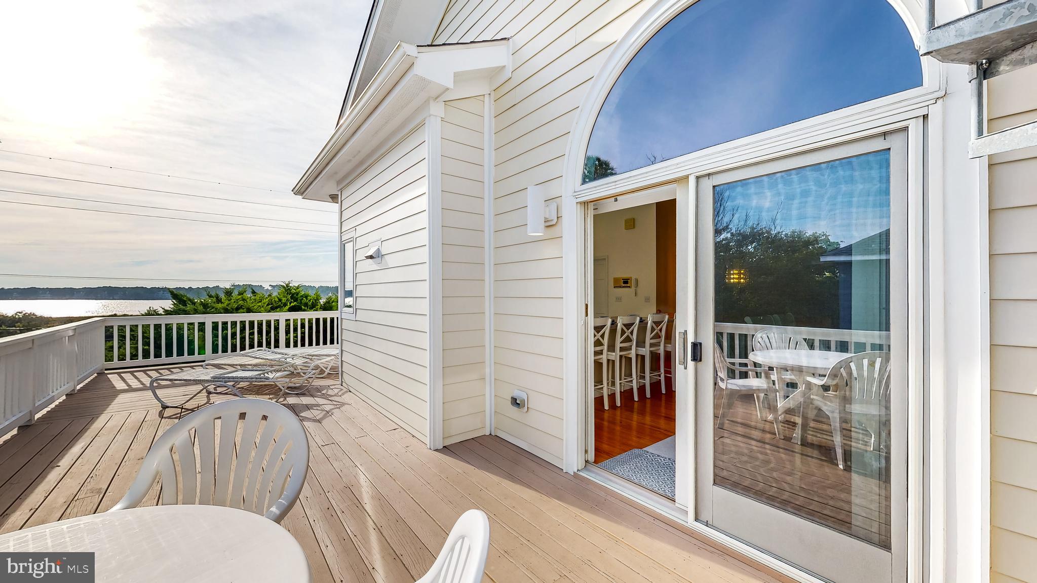 SEABREAK - Residential