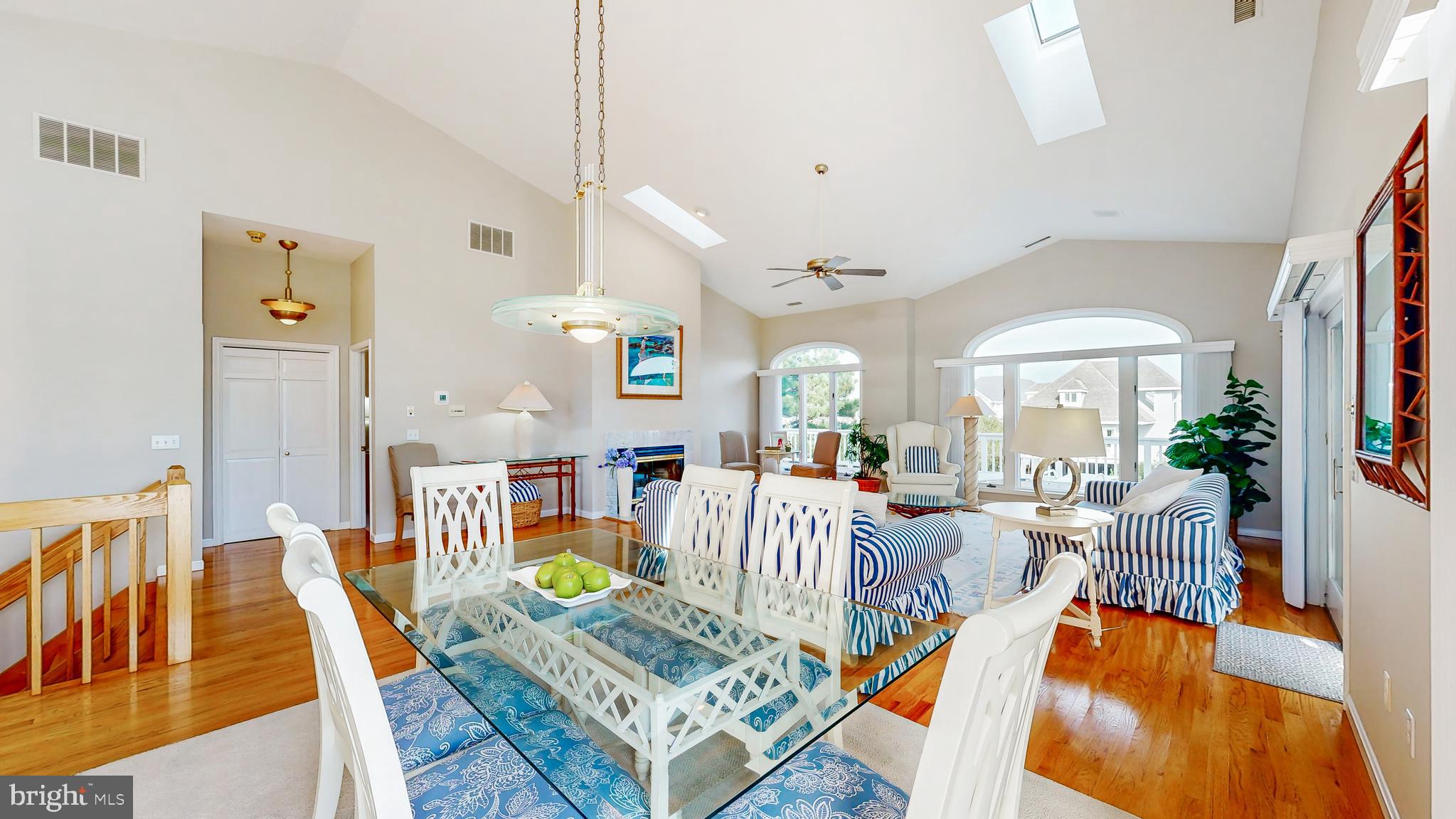 SEABREAK - Residential