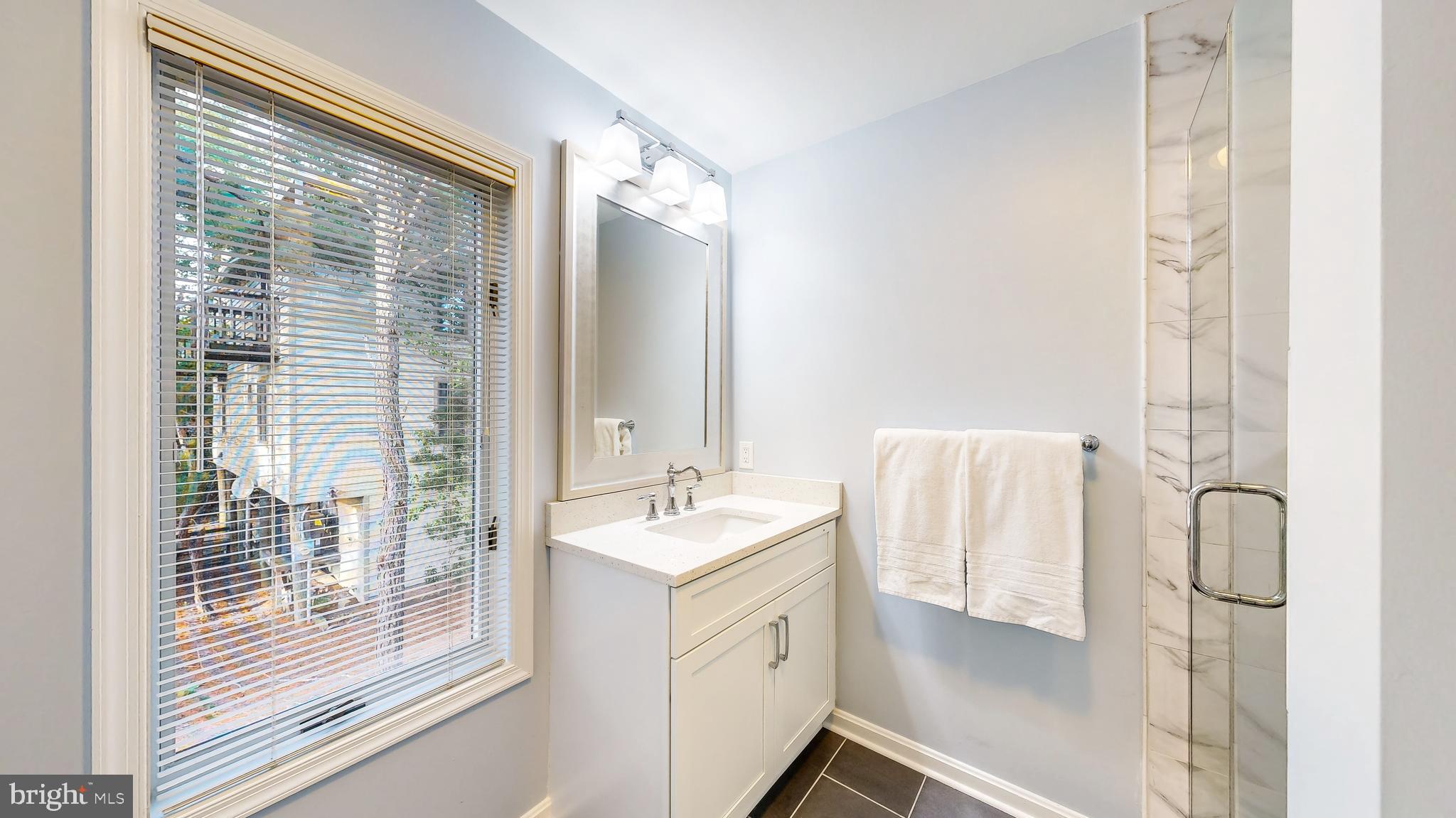 SEABREAK - Residential