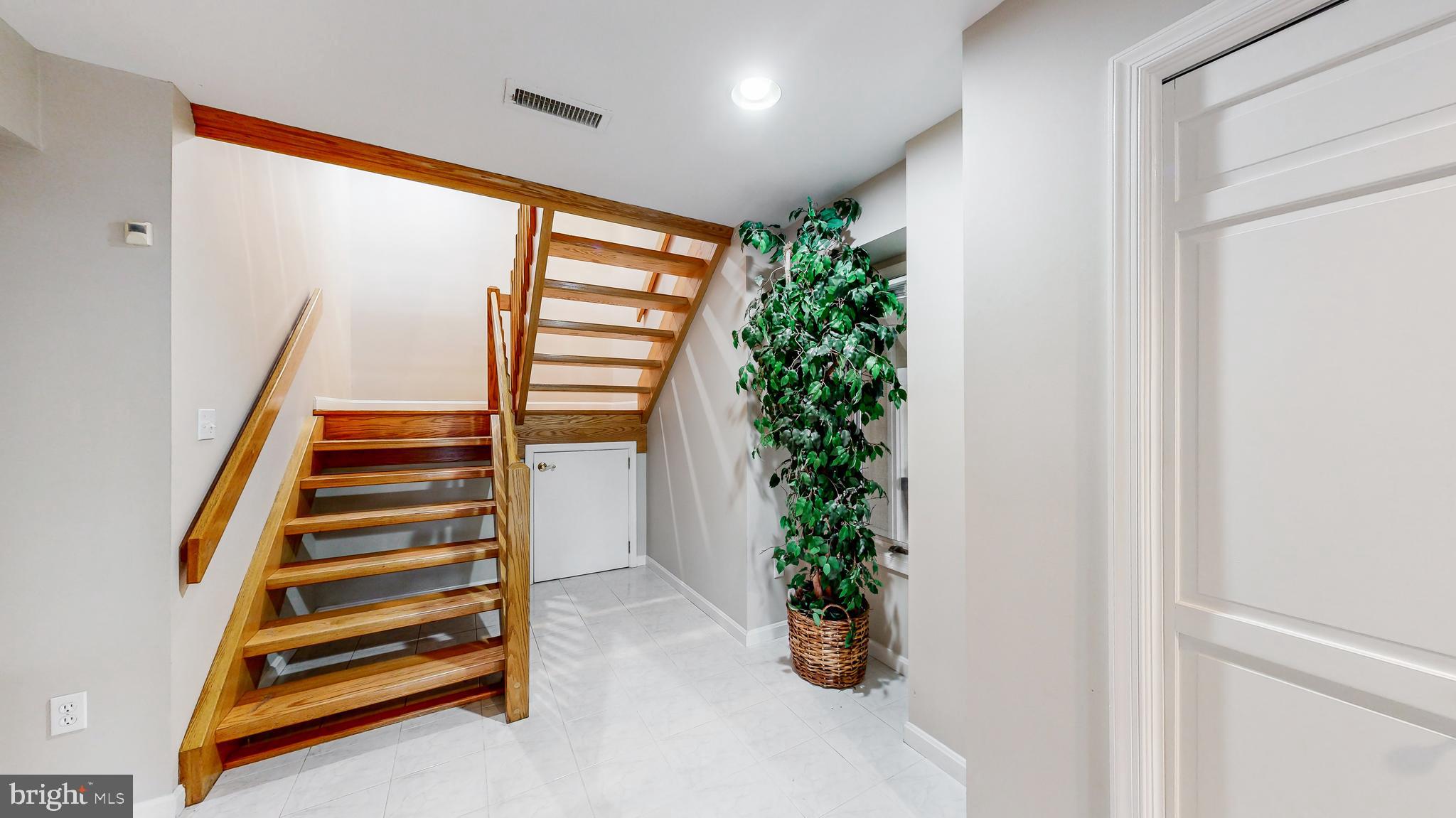 SEABREAK - Residential