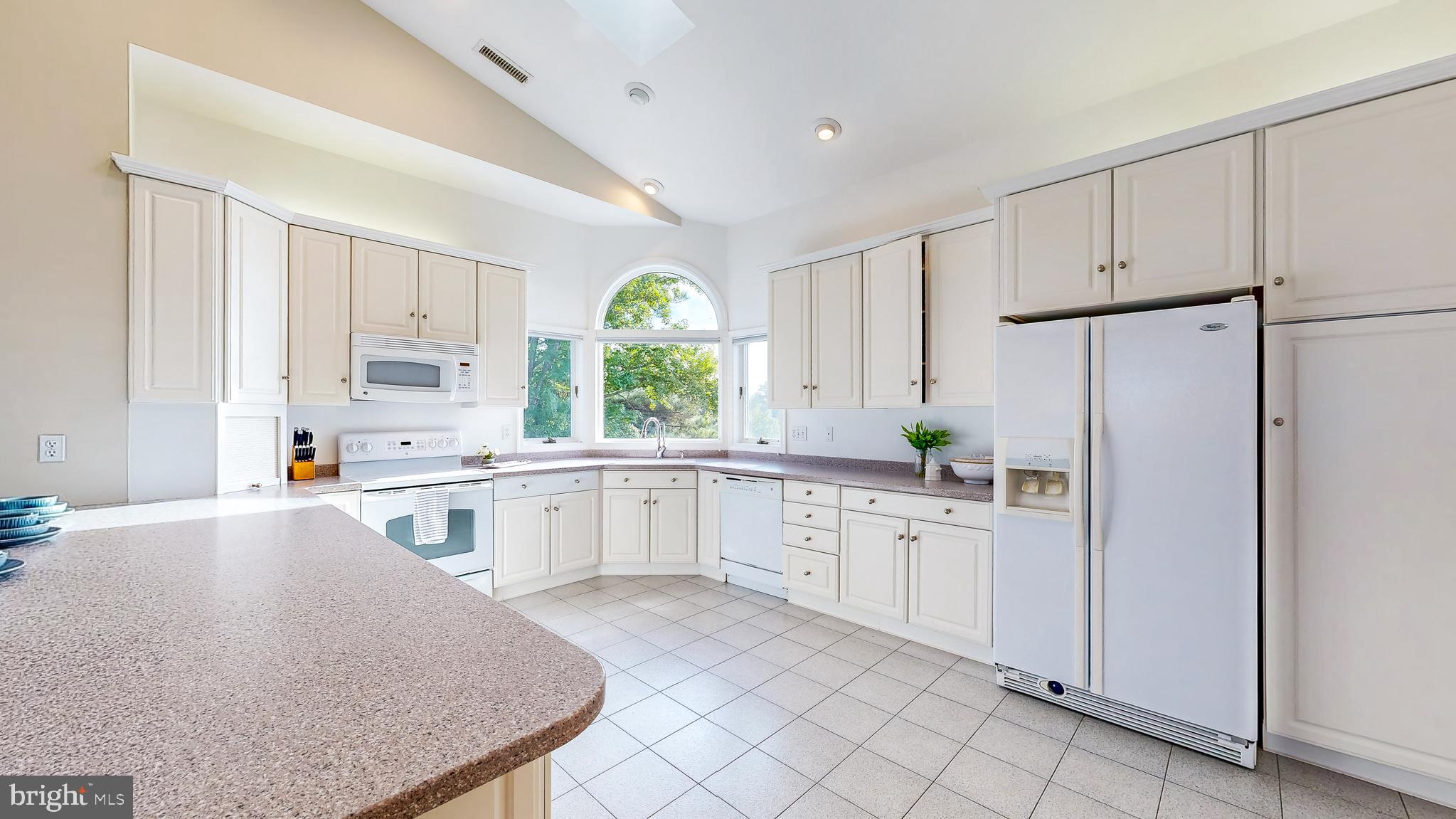 SEABREAK - Residential