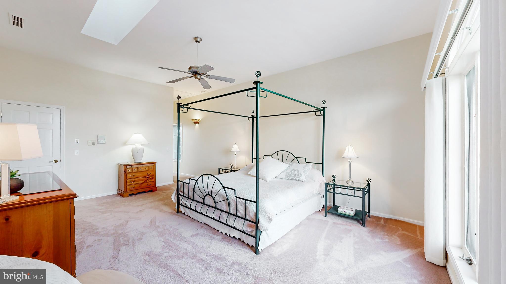 SEABREAK - Residential