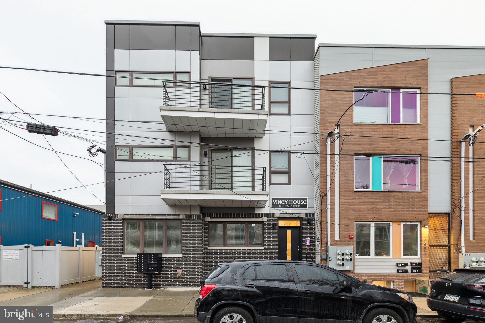 OLDE KENSINGTON - Commercial Sale