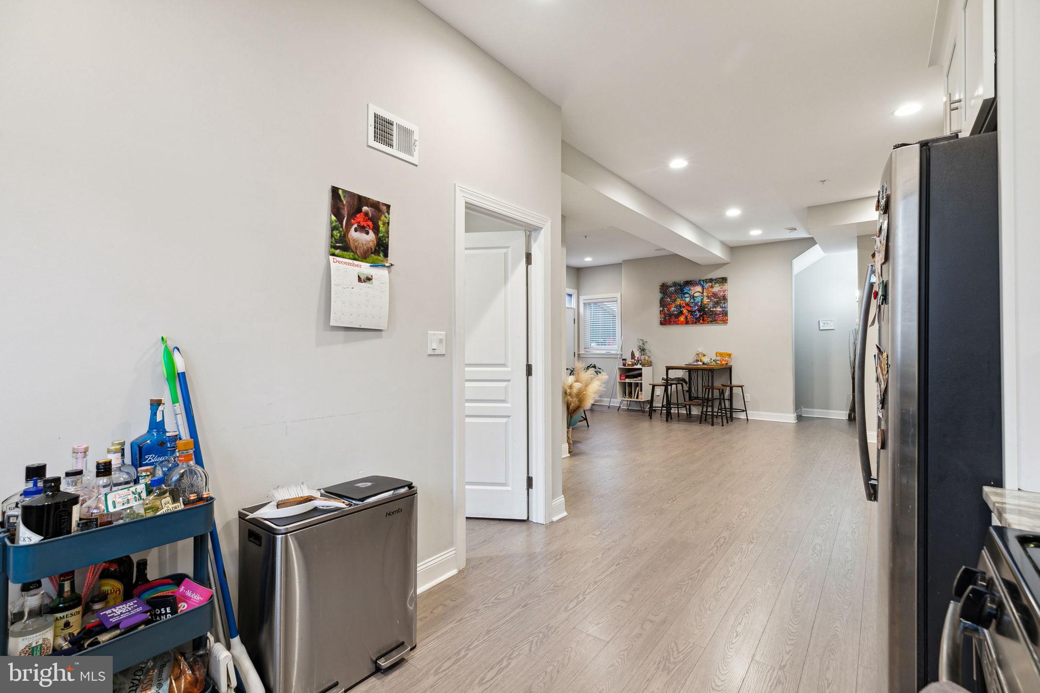 OLDE KENSINGTON - Commercial Sale