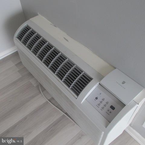 PLYMOUTH HILLS - Residential